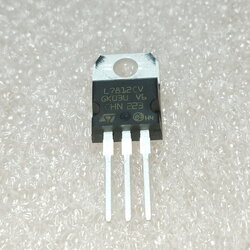 L7812CV 12V/1.5A - E