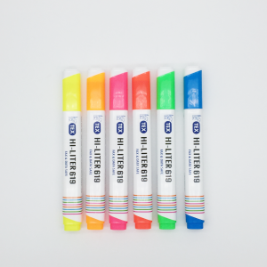 TEX 619 ปากกาเน้นข้อความด้ามแบน สีสะท้อนแสง