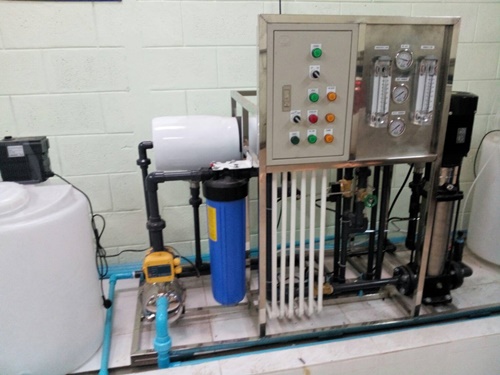 เครื่องกรองroขนาดกลาง24,000ลิตร/วัน