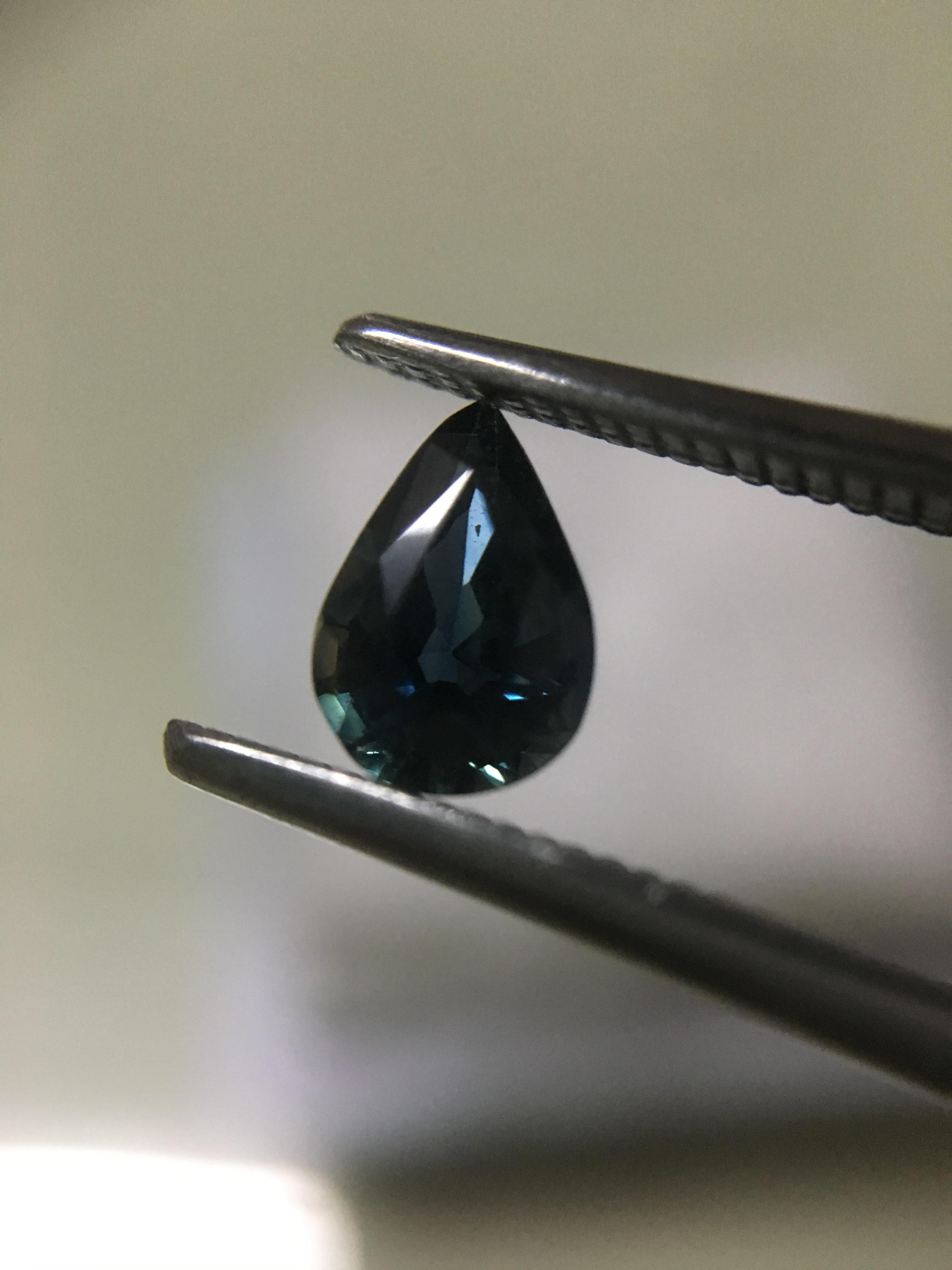 (มาใหม่ค่ะ)ไพลินแท้ 0.48กะรัต สีน้ำเงินติดเขียวสวย เม็ดจิ๋วๆ สีสวยไฟดี ไม่พอใจยินดีคืนเงิน