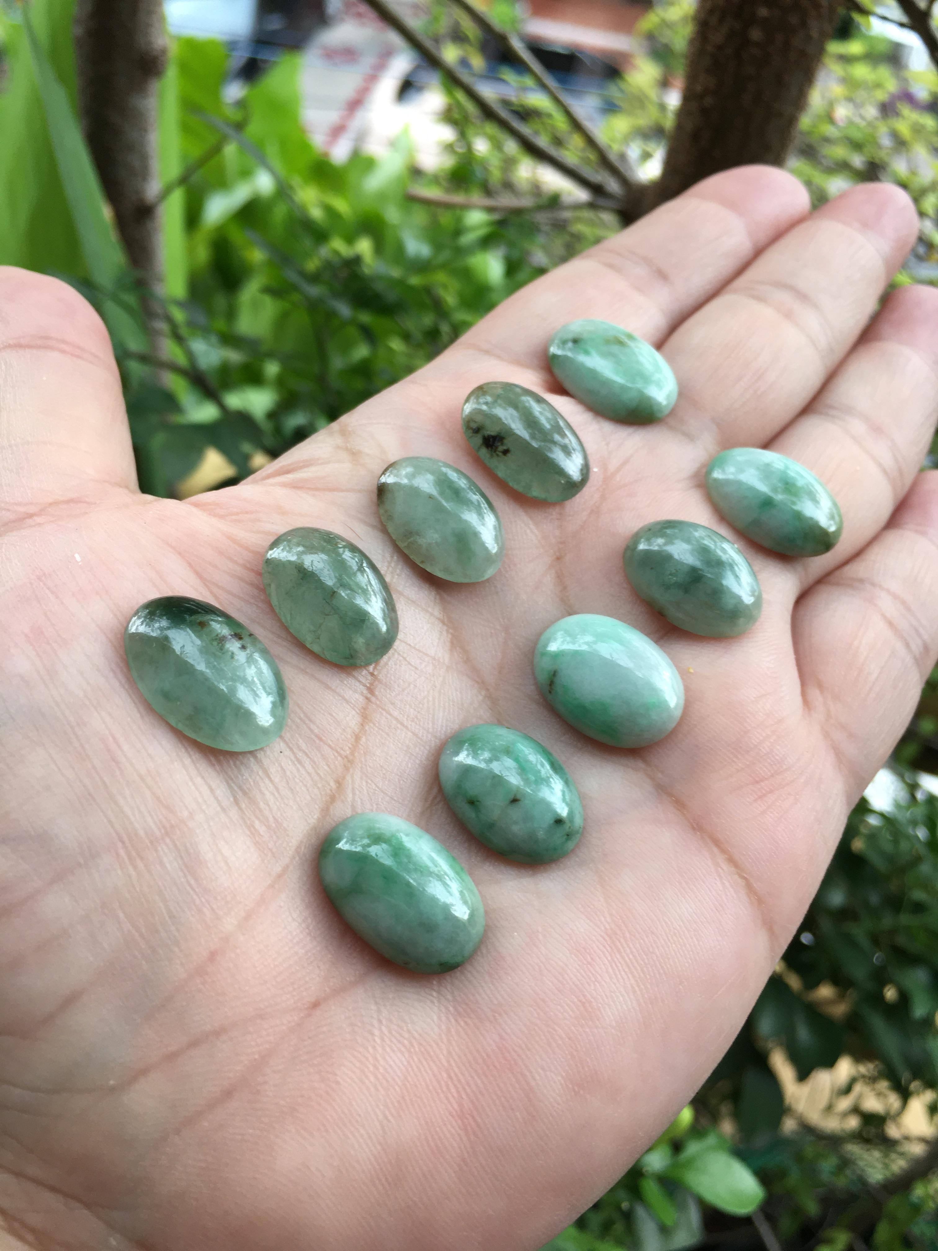 (เทๆ หยกแท้เม็ดใหญ่ 299 ทุกเม็ด) JADE หยกแท้ ธรรมชาติ คละสี คละไซส์ เหมาล็อตทำสร้อยข้อมือ สร้อยคอ ได้ สวย คลาสสิคค่ะ