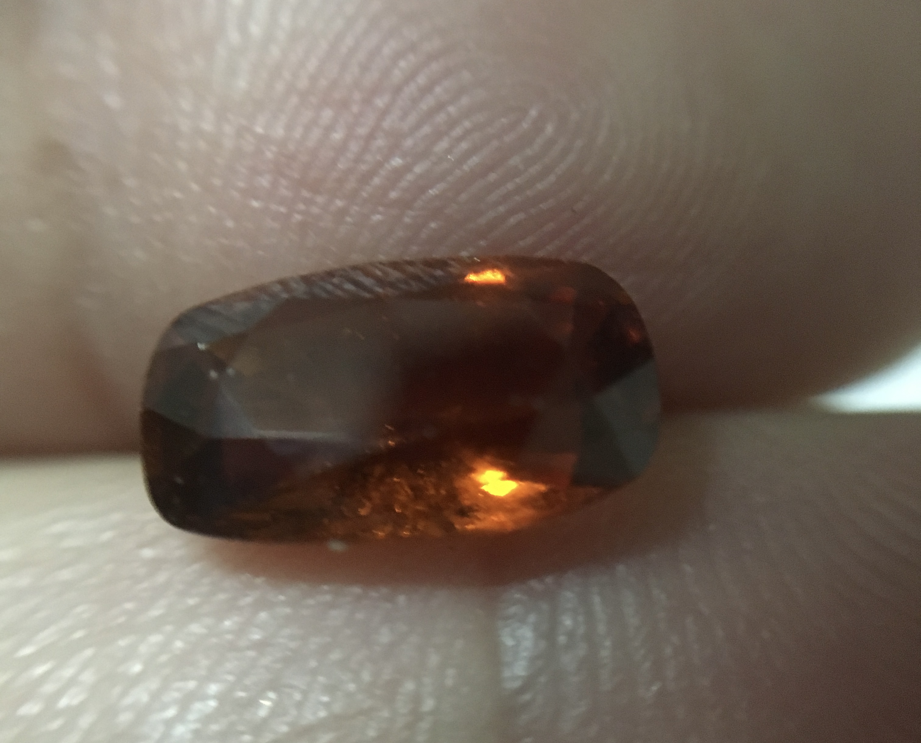 HESSONITE เฮสโซไนต์แท้ 2 กะรัต สีส้มอมน้ำตาล น้ำสวยลึก เจียรแฟนซี พลอยดิบธรรมชาติ สวย น่าสะสม