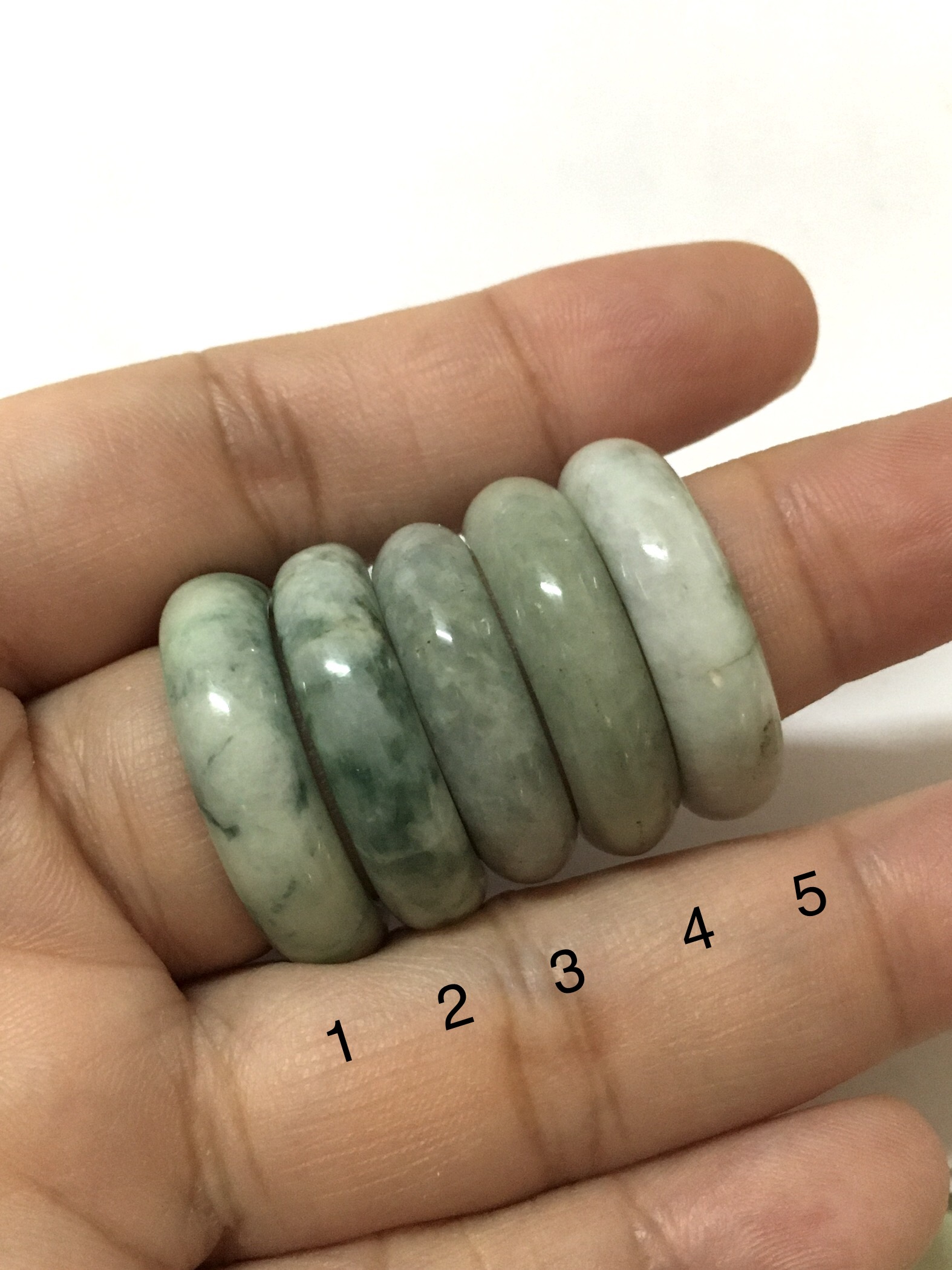 (ราคาเทๆ 129 ทุกวง) แหวนหยกแท้ ลวดลายธรรมชาติ ใส่สวย เสริมสุขภาพ