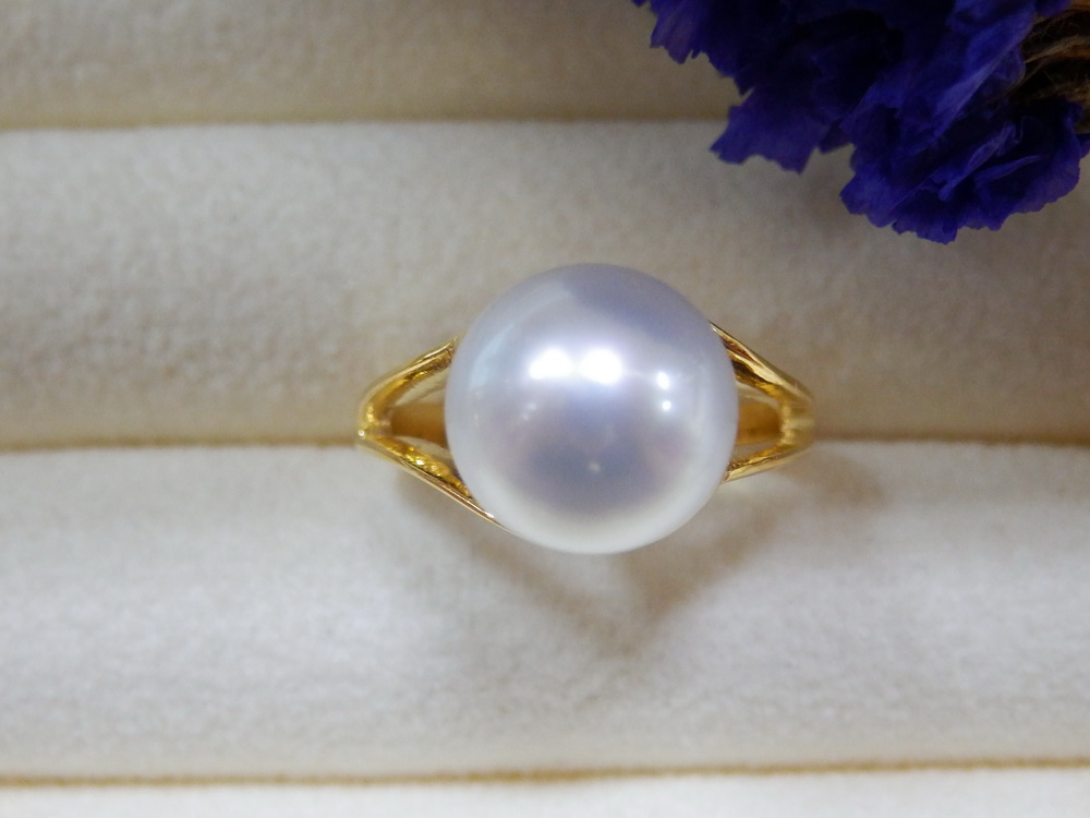 M573แหวนมุกเซ้าซีแท้ สีขาวเงาสวย แบบสวย ใส่เสริมราศี