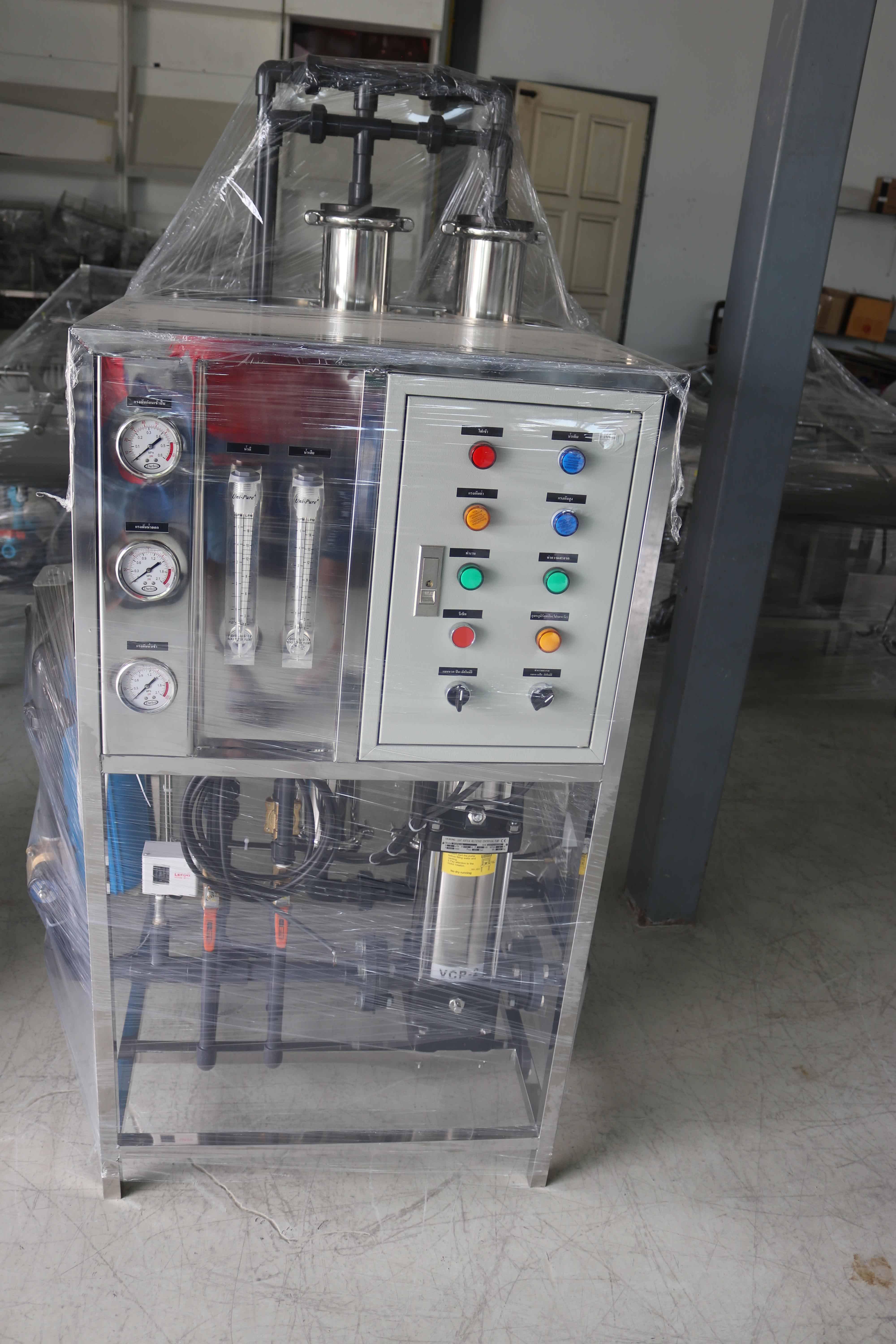 เครื่องกรองน้ำอุตสาหกรรมระบบ Reverse Osmosis (RO) ยี่ห้อ UNIPURE กำลังการผลิต 6,000 ลิตรต่อวัน