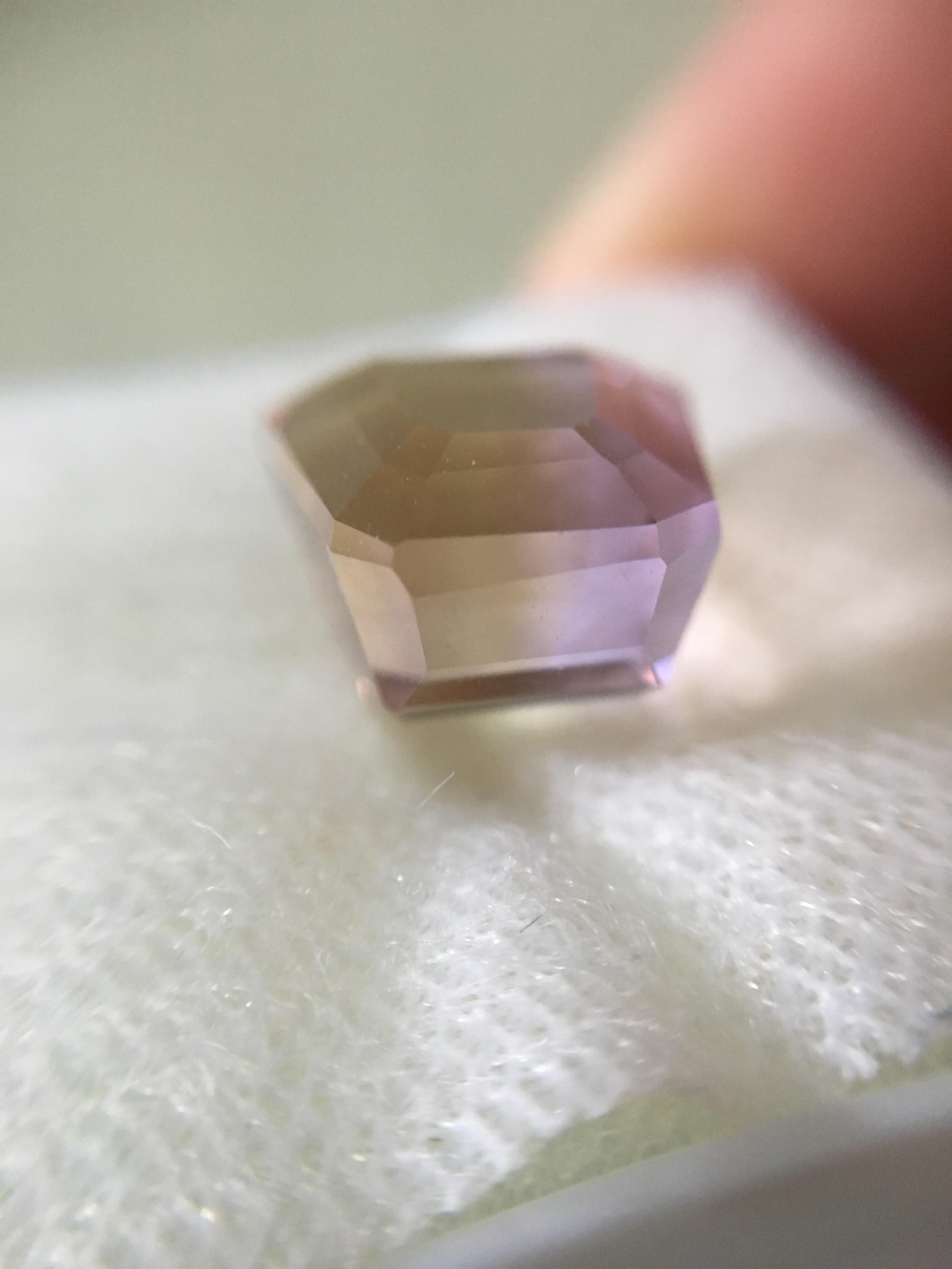 AMETRINE อเมทรินแท้ 6.9 กะรัต เจียรแฟนซี เนื้อใสไฟดีมาก พลอยดิบ สวยคัดให้แล้วจ้า