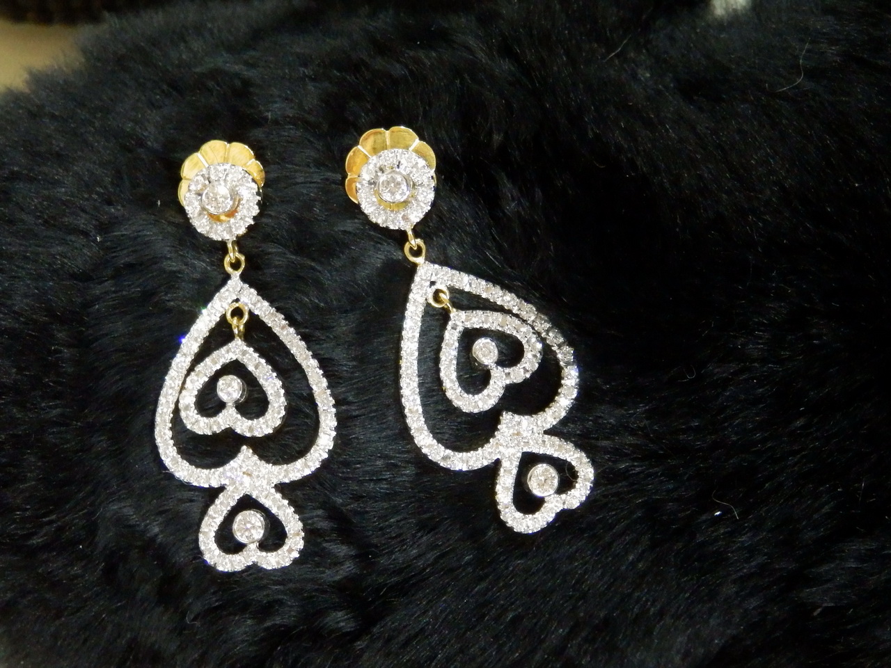 PD047 ต่างหูระย้าเพชรแท้ 1.49 กะรัต ดีไซน์สวยหวาน เตหะรานมากค่ะ