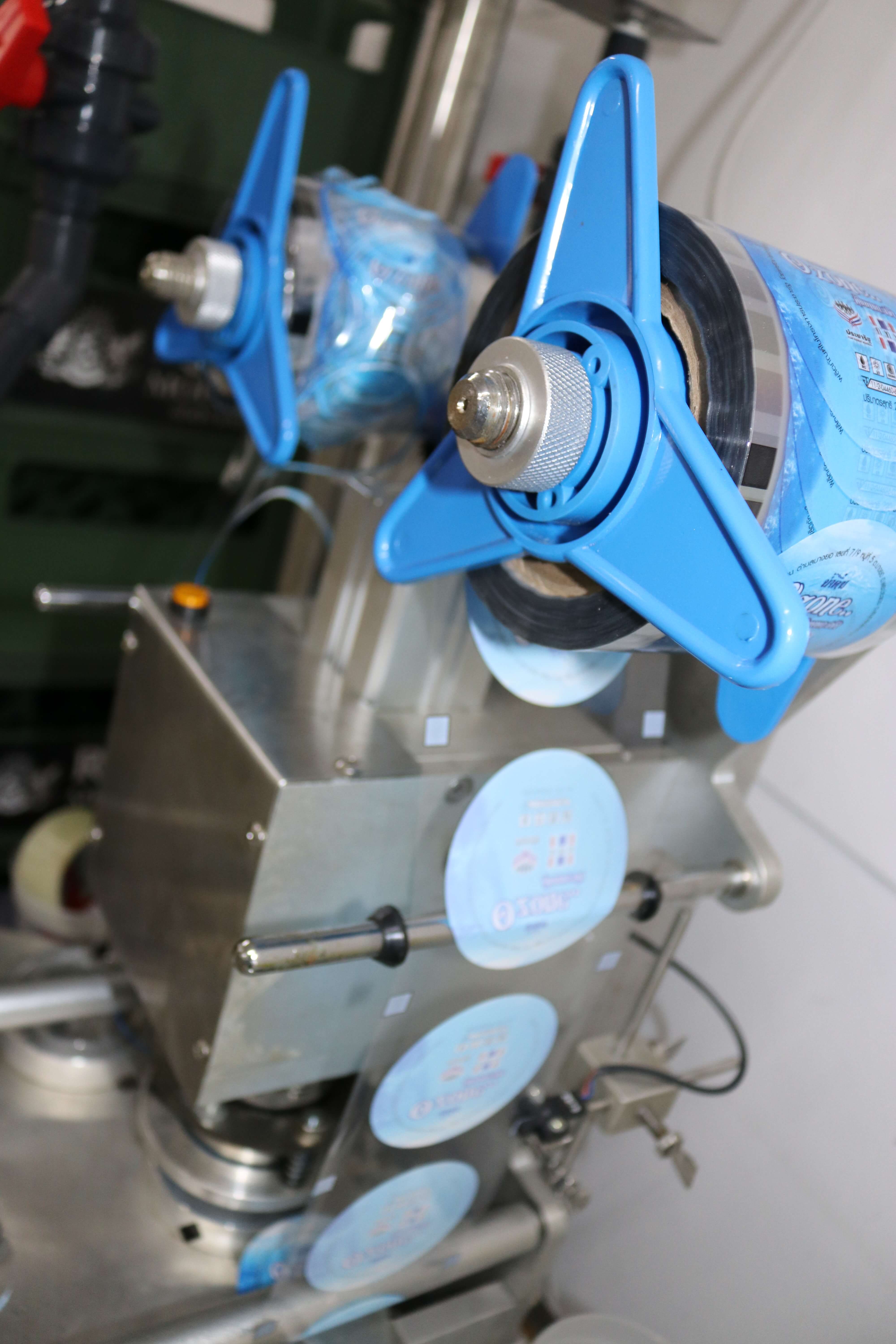 เครื่องบรรจุน้ำแก้ว(อัตโนมัติ)