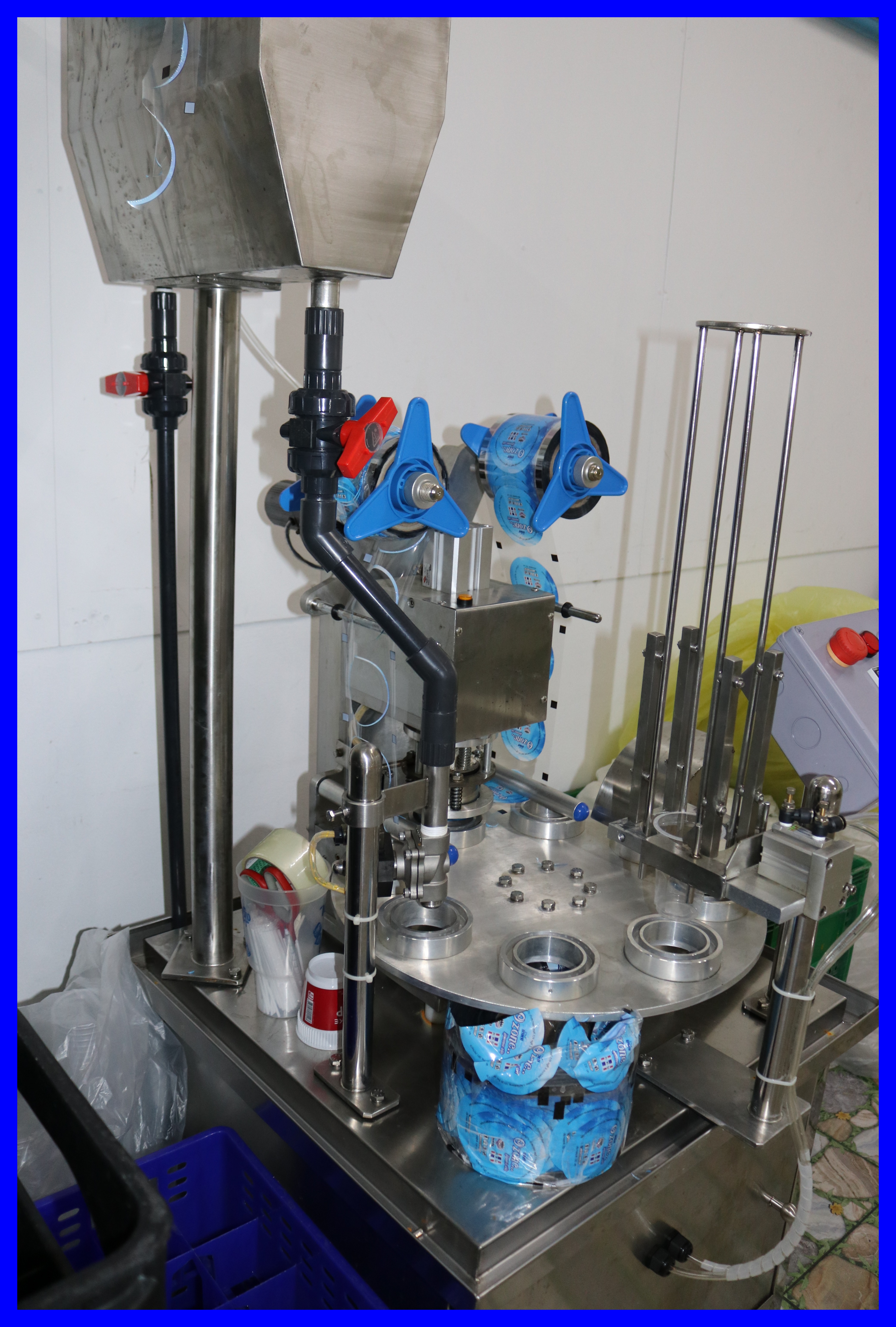 เครื่องบรรจุน้ำแก้ว(อัตโนมัติ)