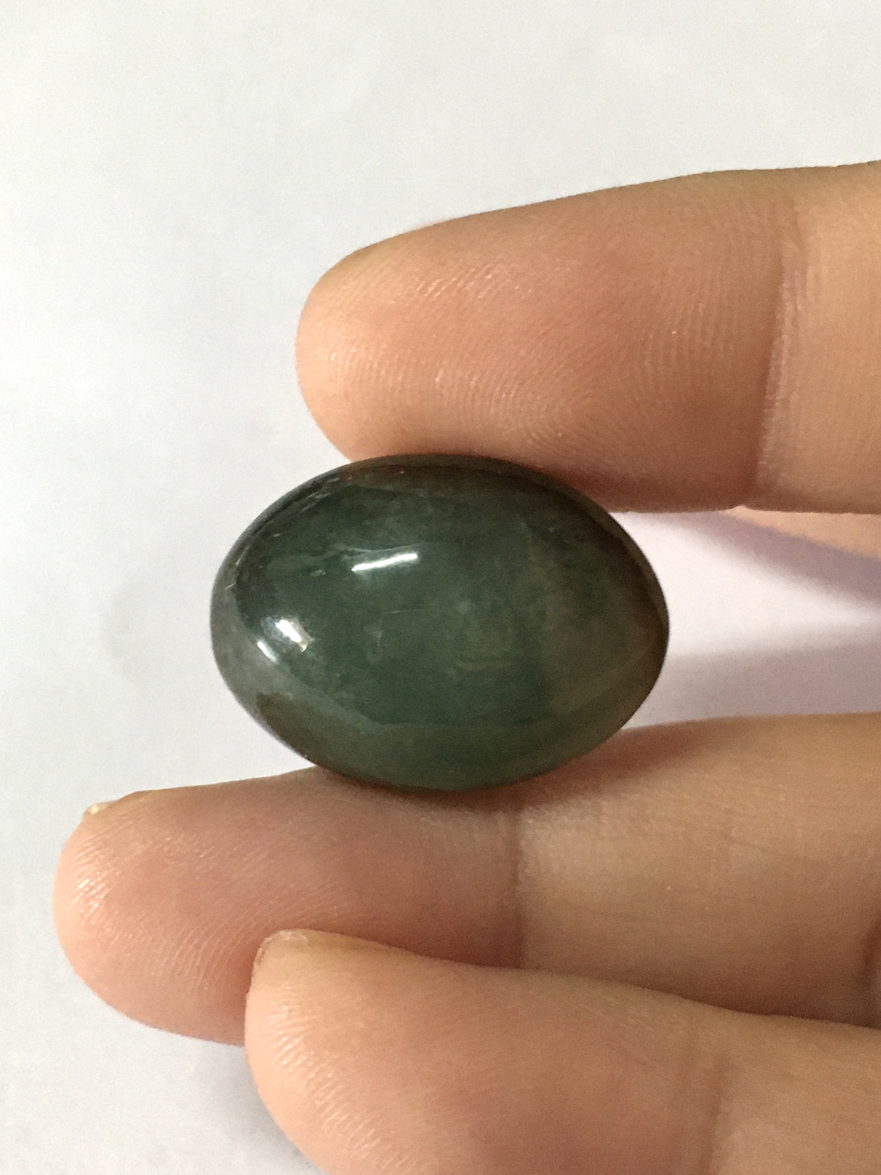 (Big size) JADE หยกแท้ 30 กะรัต และ 36 กะรัต ไซส์ใหญ่เนื้อเนียนสวย มีตำหนิตามภาพค่ะ