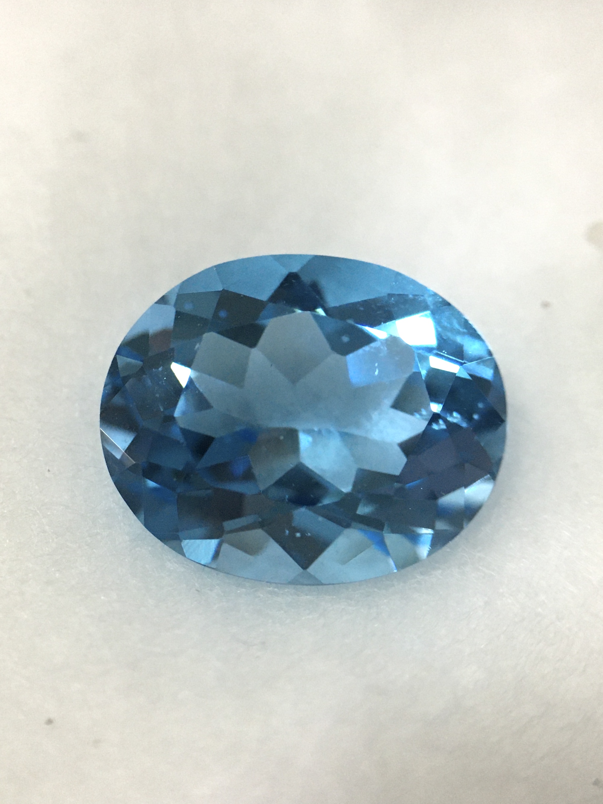 BLUE TOPAZ บลูโทพาซแท้ 4.3 กะรัตสีฟ้าสด เนื้อสวยใส ไฟดีวิบวับสุด