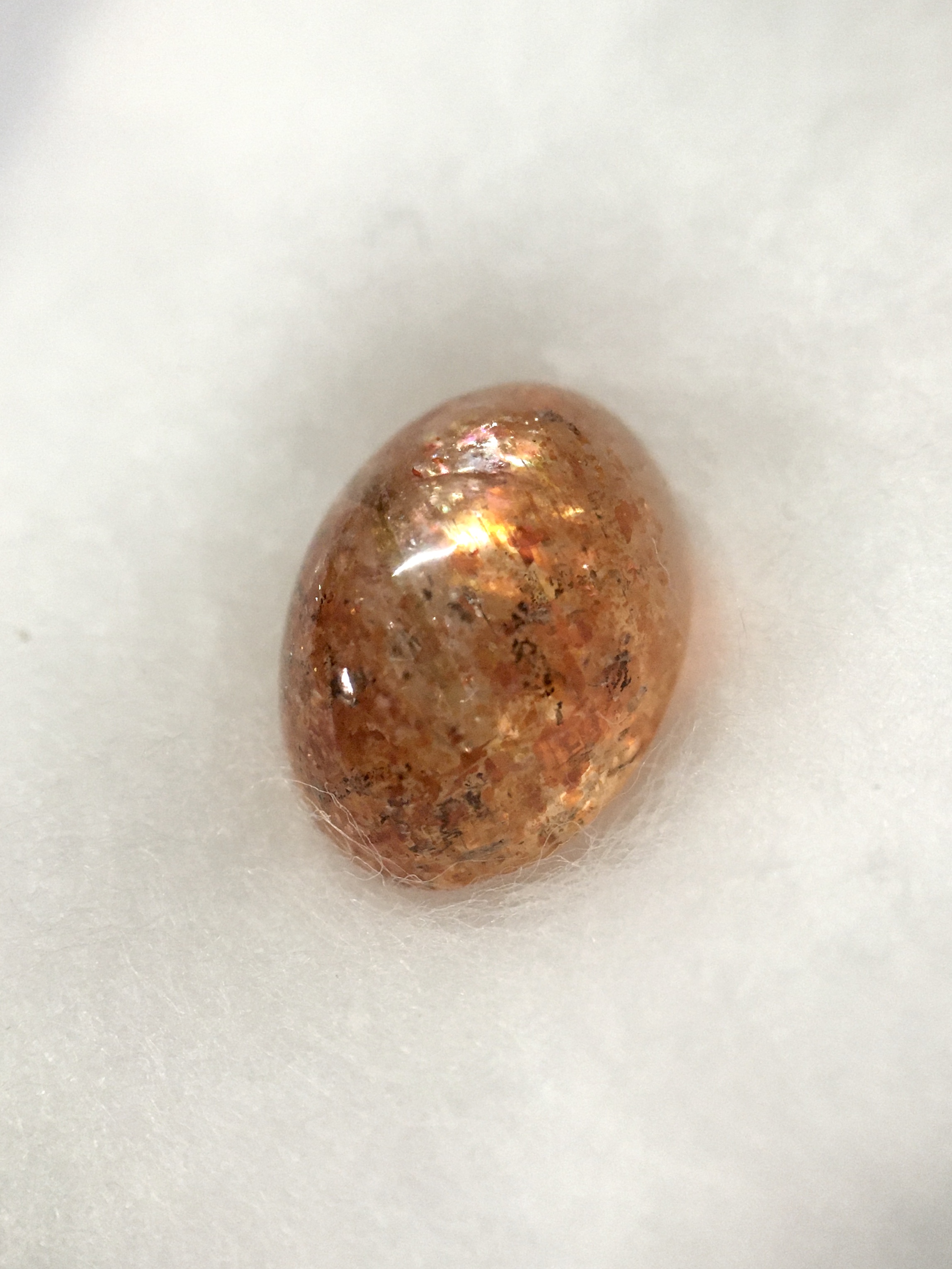 SUN STONE ซันสโตนแท้ 4 กะรัต รุ่นนี้เนื้อใส เหลือบสว่าง เนื้อสีส้มสวย มีเสน่ห์ น่าสะสม