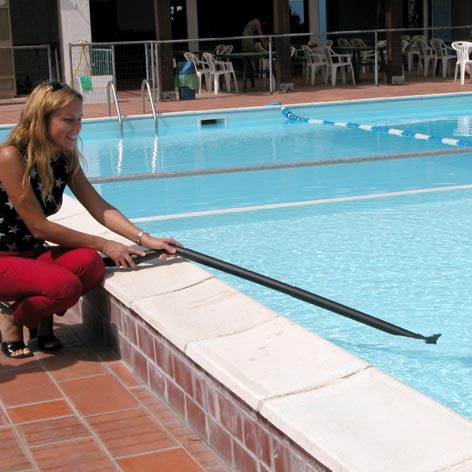 เครื่องดูดตะกอน สระว่ายน้ำและบ่อปลา Lavor รุ่น Swimmy