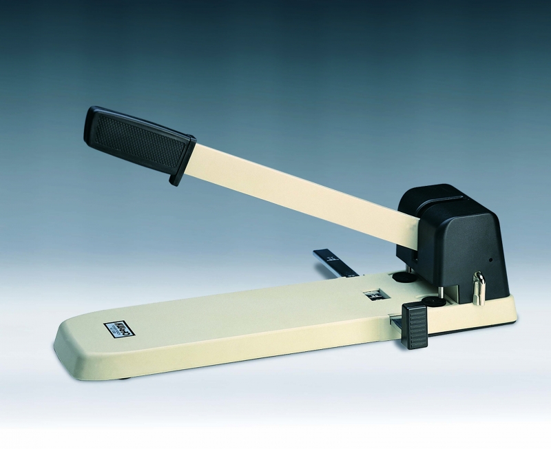 เครื่องเจาะกระดาษ 2 รู รุ่น 9330