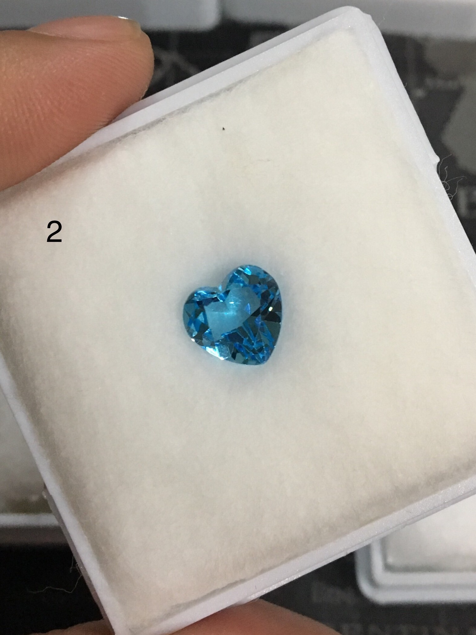 (ของขวัญวันแม่ เริ่มต้น 390 บาท) พลอยบลูโทพาซแท้ สีฟ้าสวย เนื้อใส ไฟดี เป็นของขวัญล้ำค่าเพื่อคนที่คุณรัก ไม่พอใจยินดีคืนเงิน