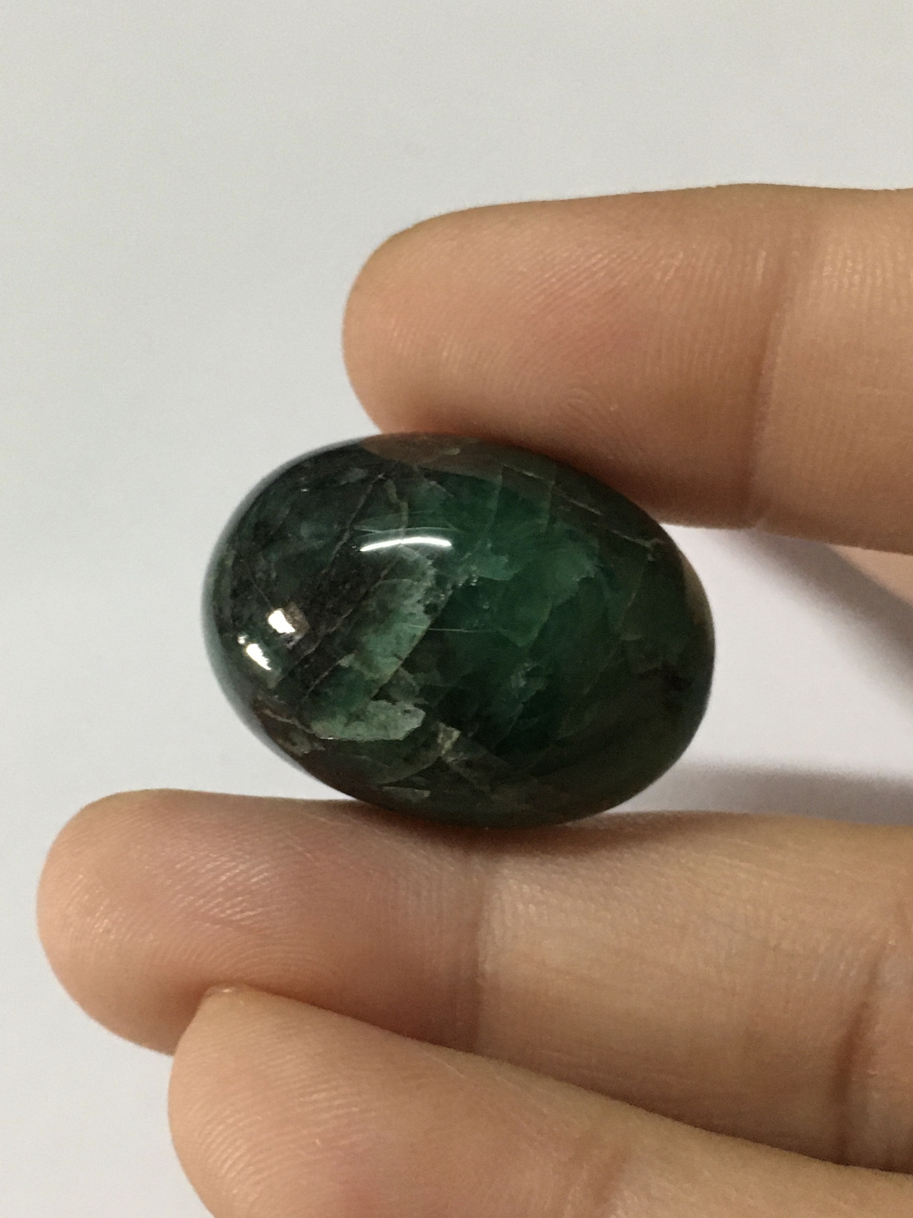 (Big size) EMERALD มรกต แท้ 43 กะรัต พลอยดิบธรรมชาติ เม็ดโต สีสวย