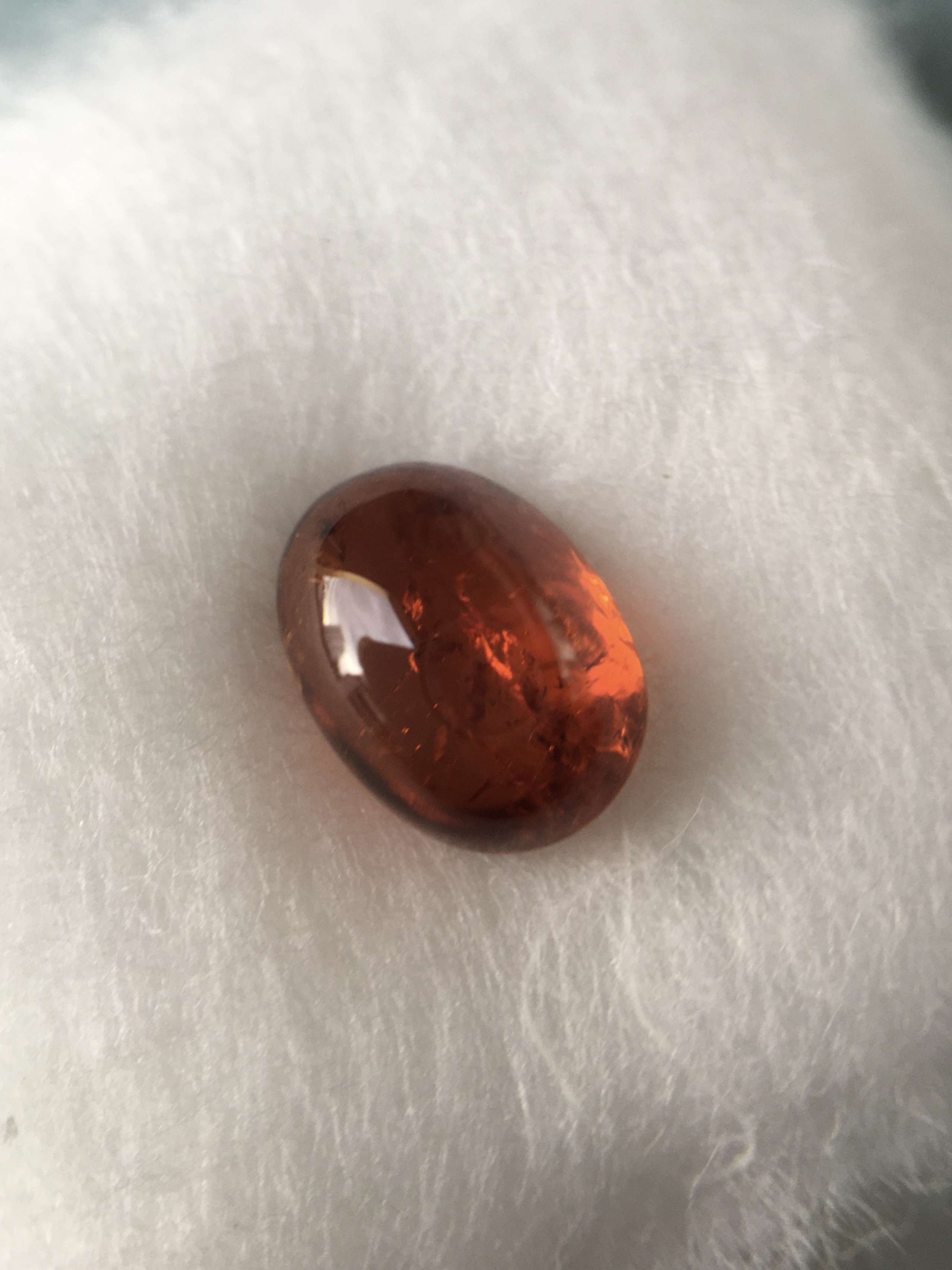 SPESSARTITE สเปซซาไทต์แท้ 2.39 กะรัต พลอยดิบ ธรรมชาติ ไฟดีสีส้มสวย