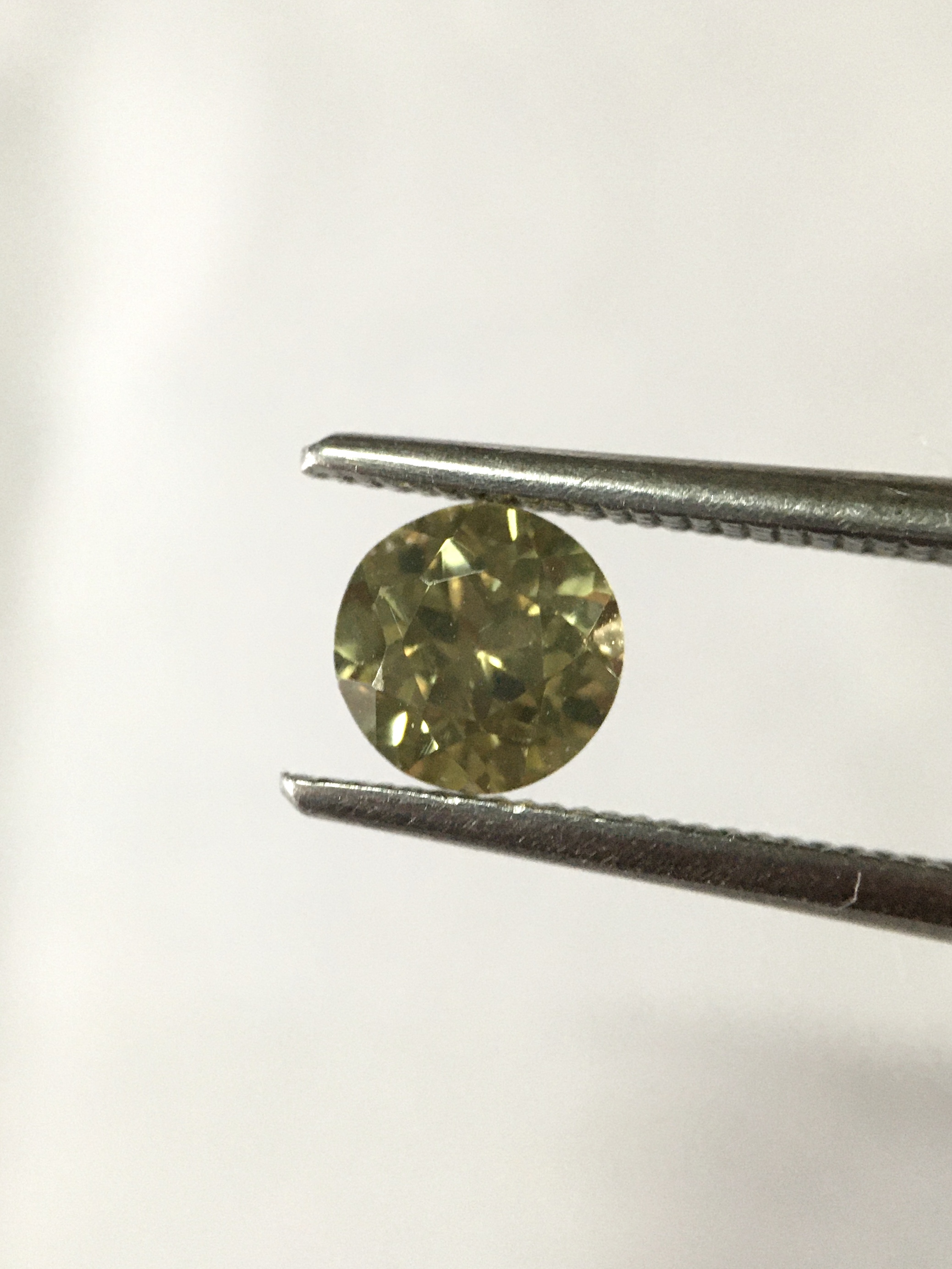 MALI GARNET มาลี การ์เนตแท้ 0.78 กะรัต พลอยดิบ เนื้อสะอาด ไฟดี สีสวยมีเสน่ห์