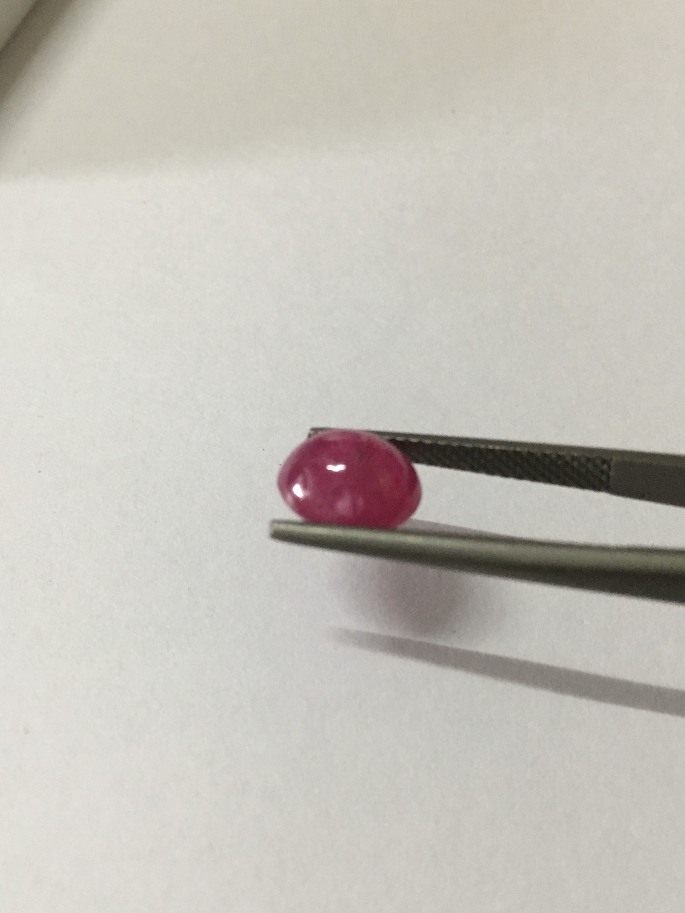 RUBY ทับทิมแท้ 3.0 กะรัต สีชมพูหวาน เจียรหลังเบี้ย ไซส์กำลังน่ารัก ขึ้นงานทองล้อมเพชรจะเลิศค่ะ