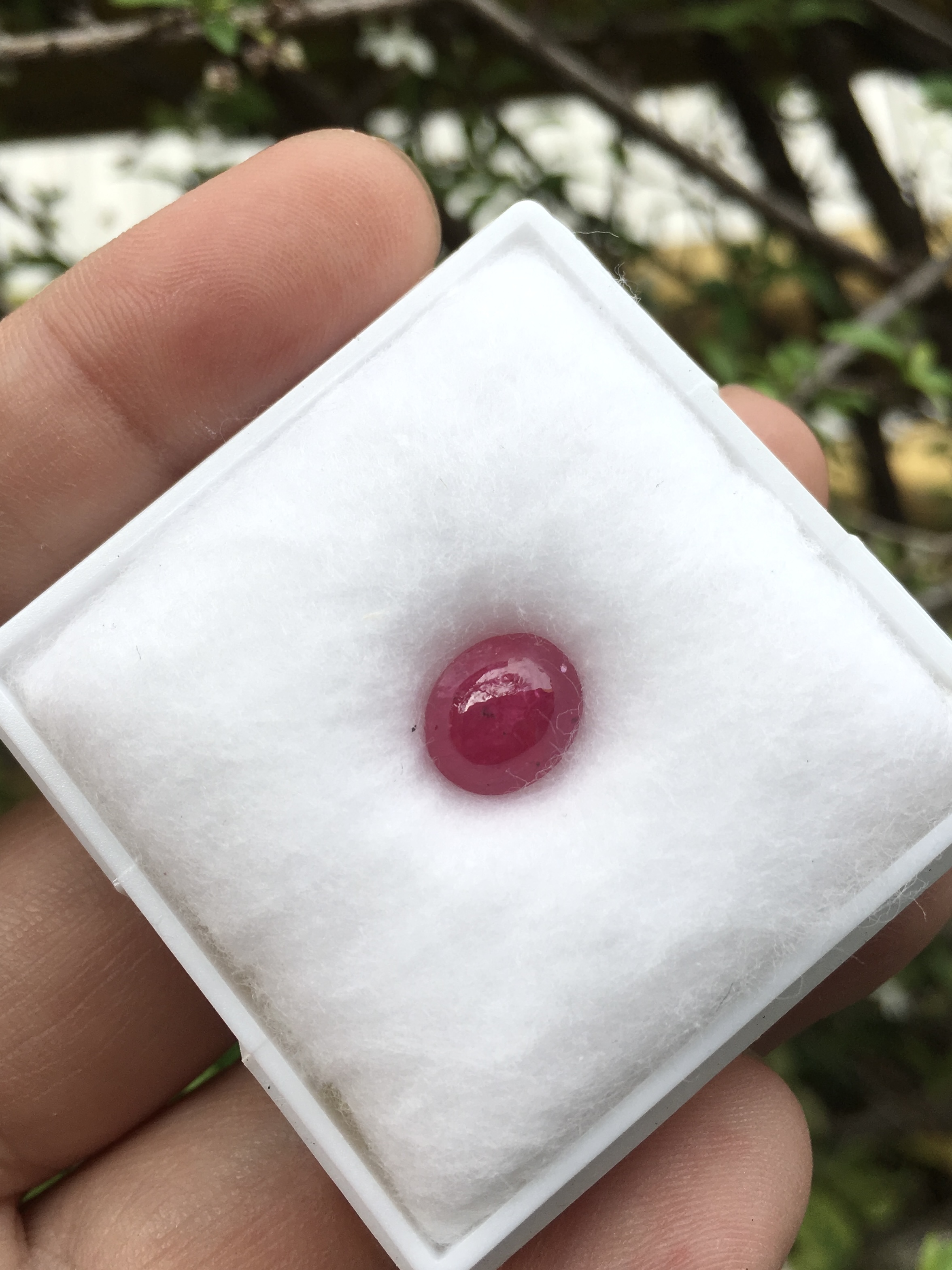 RUBY ทับทิมแท้ 3.0 กะรัต สีชมพูหวาน เจียรหลังเบี้ย ไซส์กำลังน่ารัก ขึ้นงานทองล้อมเพชรจะเลิศค่ะ