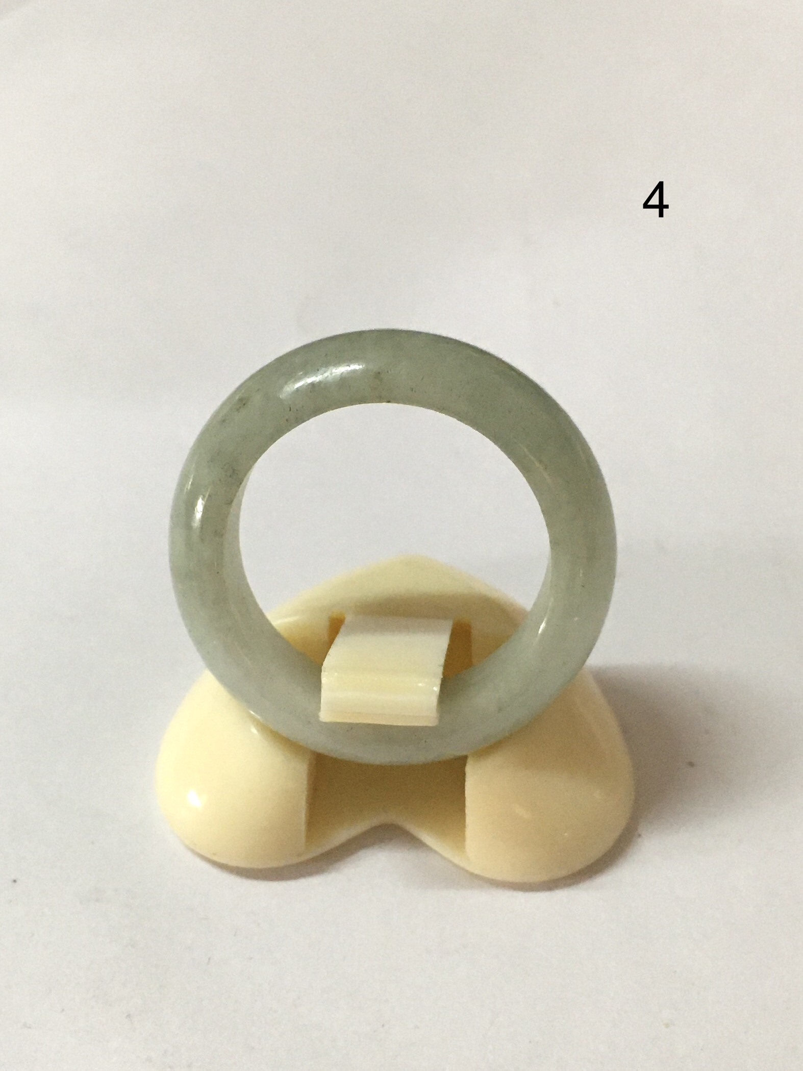 (ราคาเทๆ 129 ทุกวง) แหวนหยกแท้ ลวดลายธรรมชาติ ใส่สวย เสริมสุขภาพ