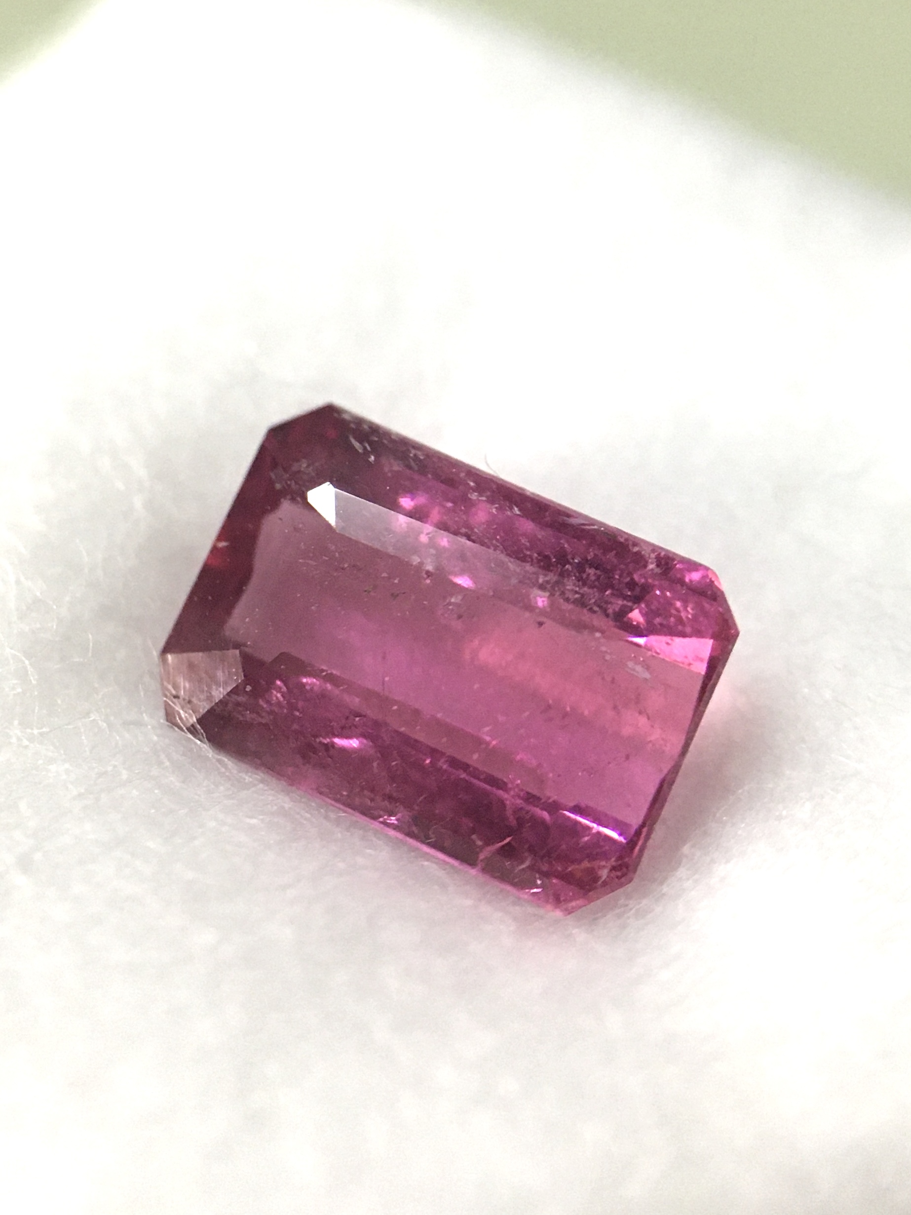 PINK TOURMALINE ทัวร์มาลีนแท้ 1.02 กะรัต พลอยดิบ เชฟสวย ไฟดี สีหวานน่ารักม๊าก