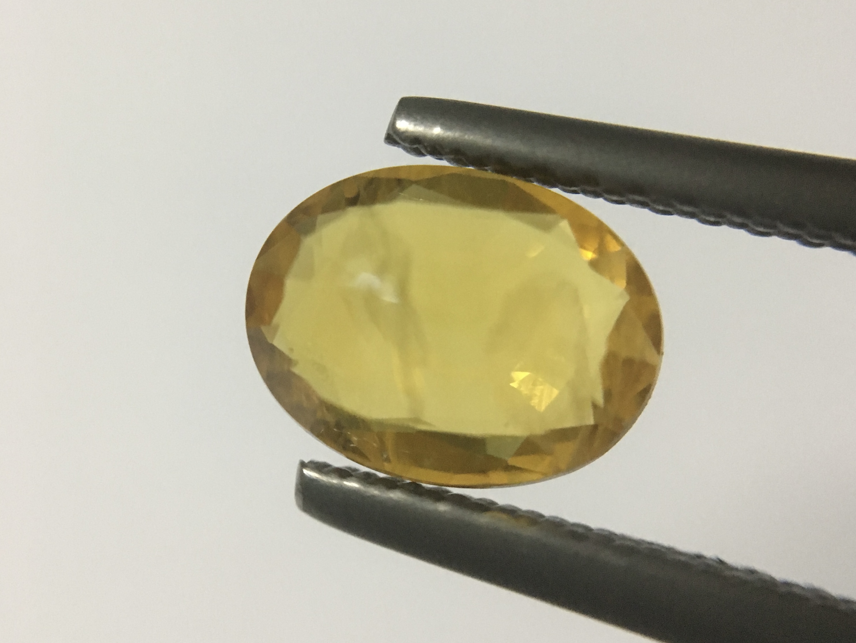 YELLOW SAPPHIRE บุษราคัม แท้ 1.14 กะรัต สีสวยสด ไฟดีม๊าก พลอยแท้ไม่พอใจยินดีคืนเงิน