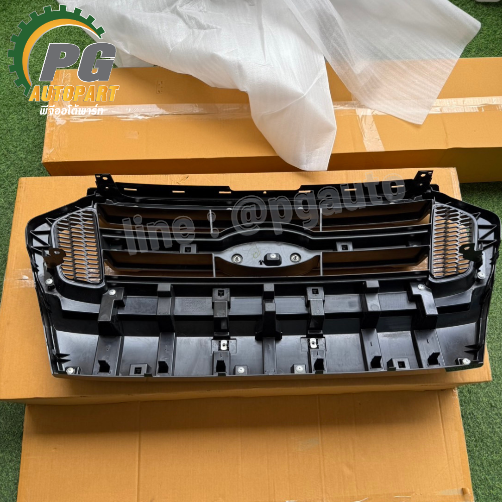 ชุดกระจังหน้า (ดำเงา) มีโลโก้ FORD RANGER WILDTRACK 2015-2021 (1 ชิ้น) แท้ / รูปจริง