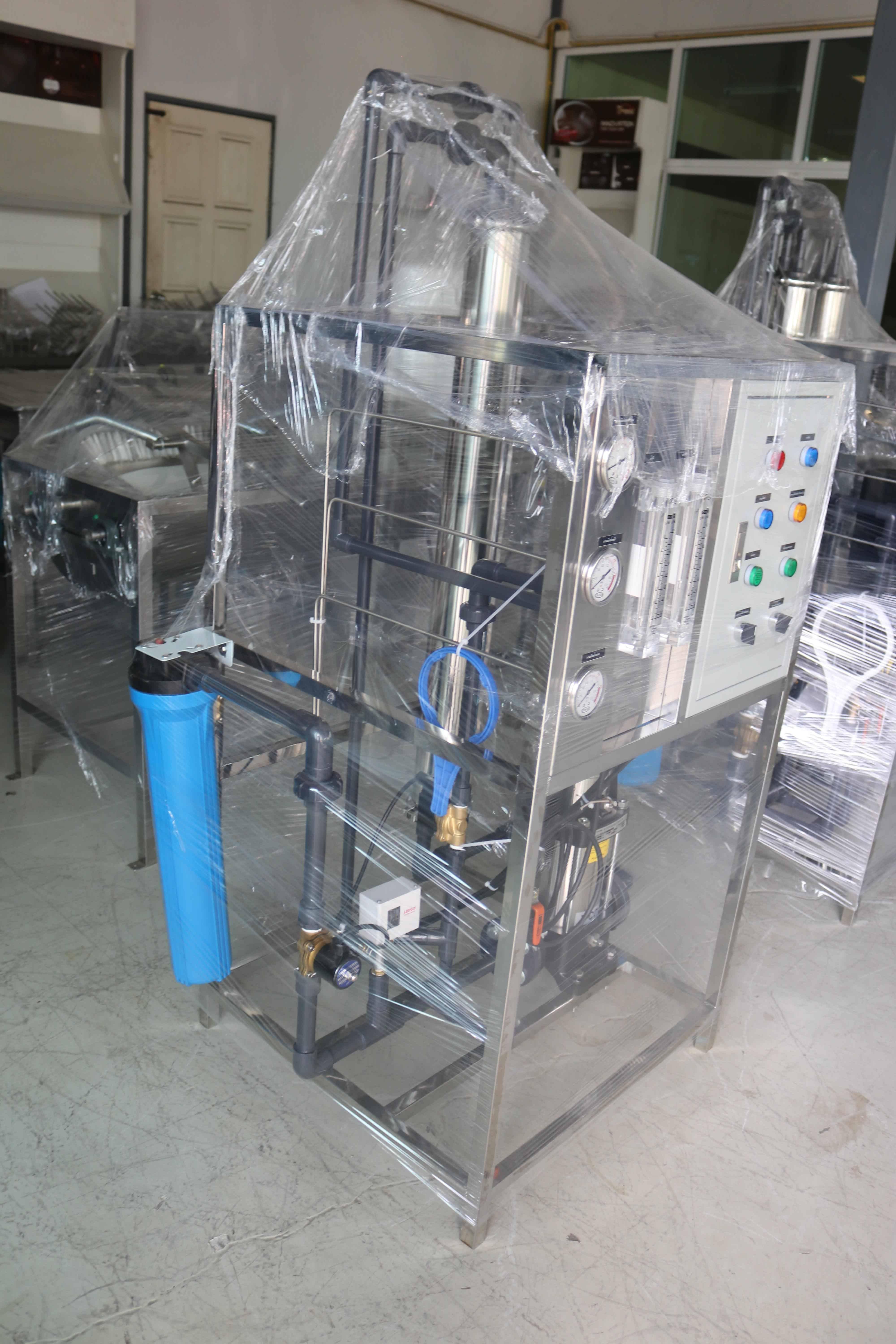 เครื่องกรองน้ำอุตสหกรรม(RO)กำลังการผลิต3,000ลิตร/วัน