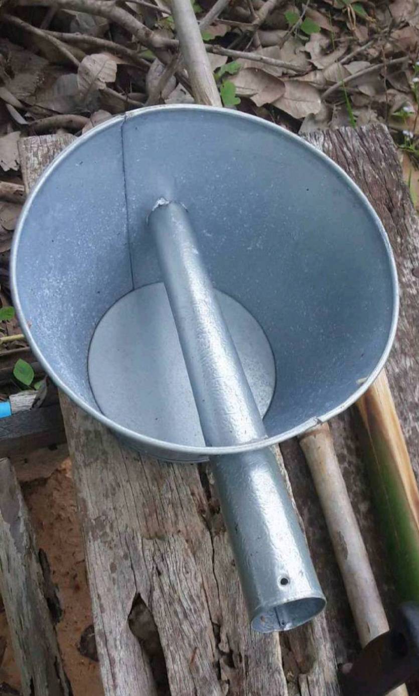 แครงรดน้ำ-สังกะสี ขนาดใหญ่ 24 ซ.ม