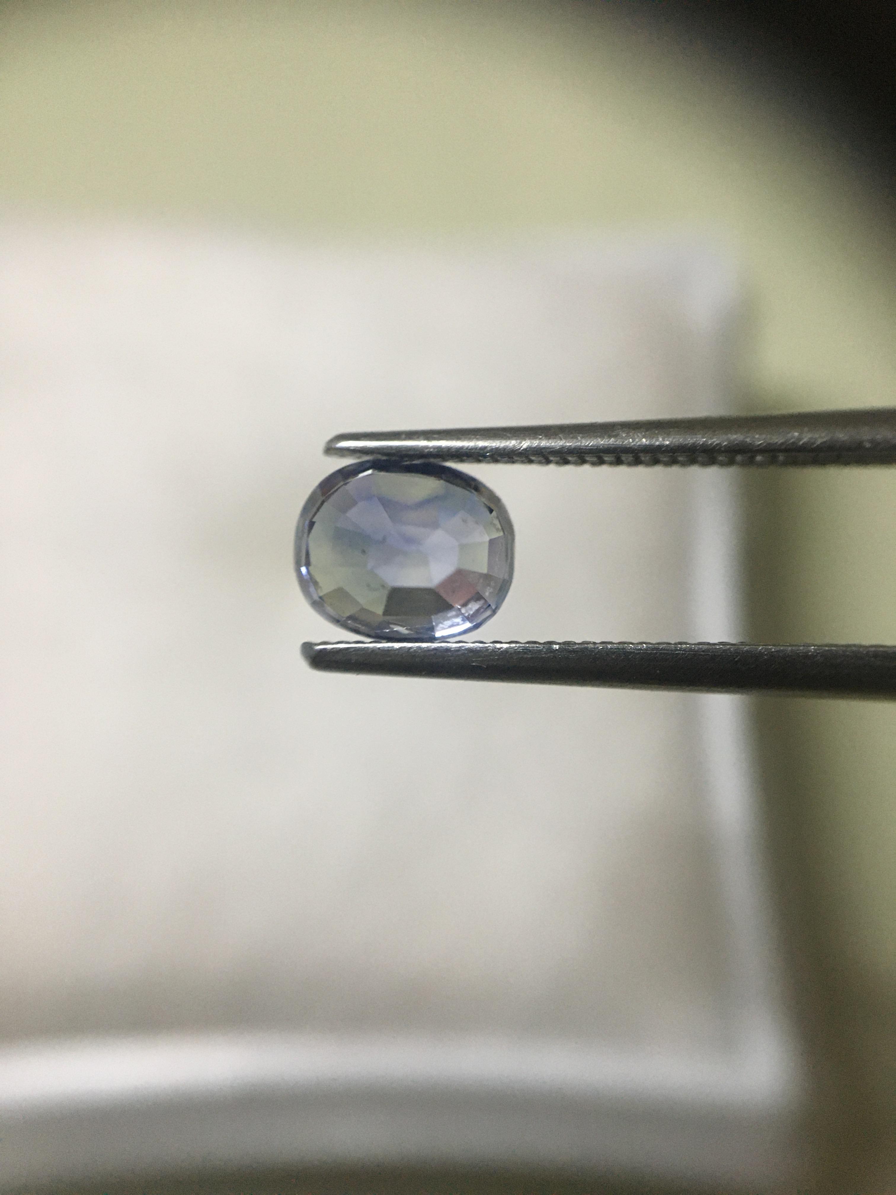 (พิเศษ 3900)ไพลินแท้ 1.3 กะรัต สีสวย น่ารักมากๆค่ะ เนื้อใส ไฟดี ไม่พอใจยินดีคืนเงิน