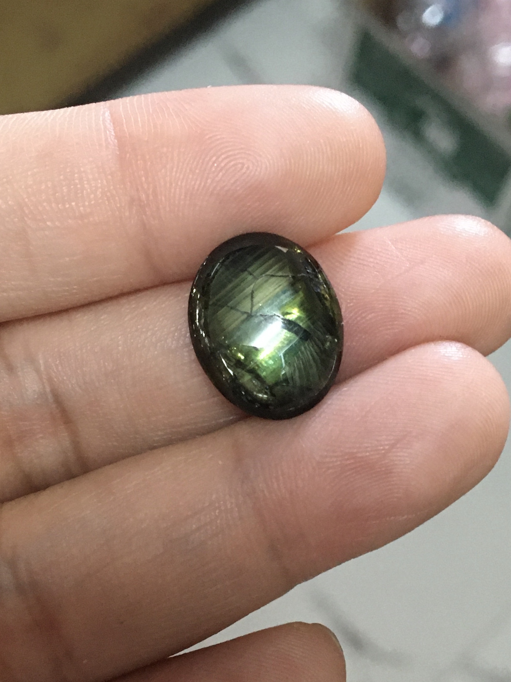 (ลดพิเศษ ทุกเทศกาล) แบล็คสตาร์ แท้ 10 กะรัต สีอมเขียวเนื้อสว่างใส สวยแปลก น่าสะสมมากๆค่ะ ไม่พอใจยินดีคืนเงิน