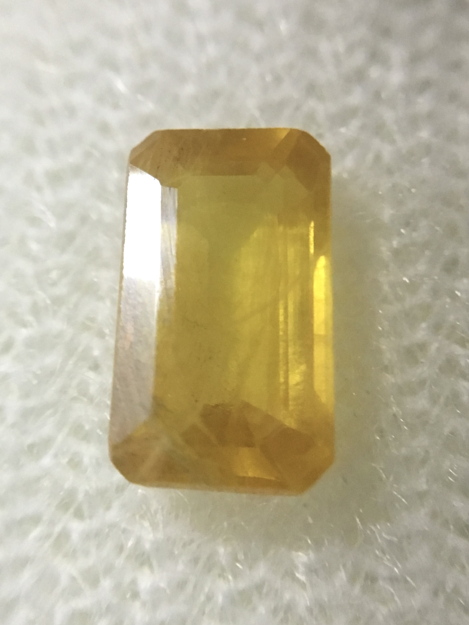 YELLOW SAPPHIRE บุษราคัมแท้ 1.26 กะรัต พลอยไทยน่ารัก เนื้อดี สีสวย น่าสะสม