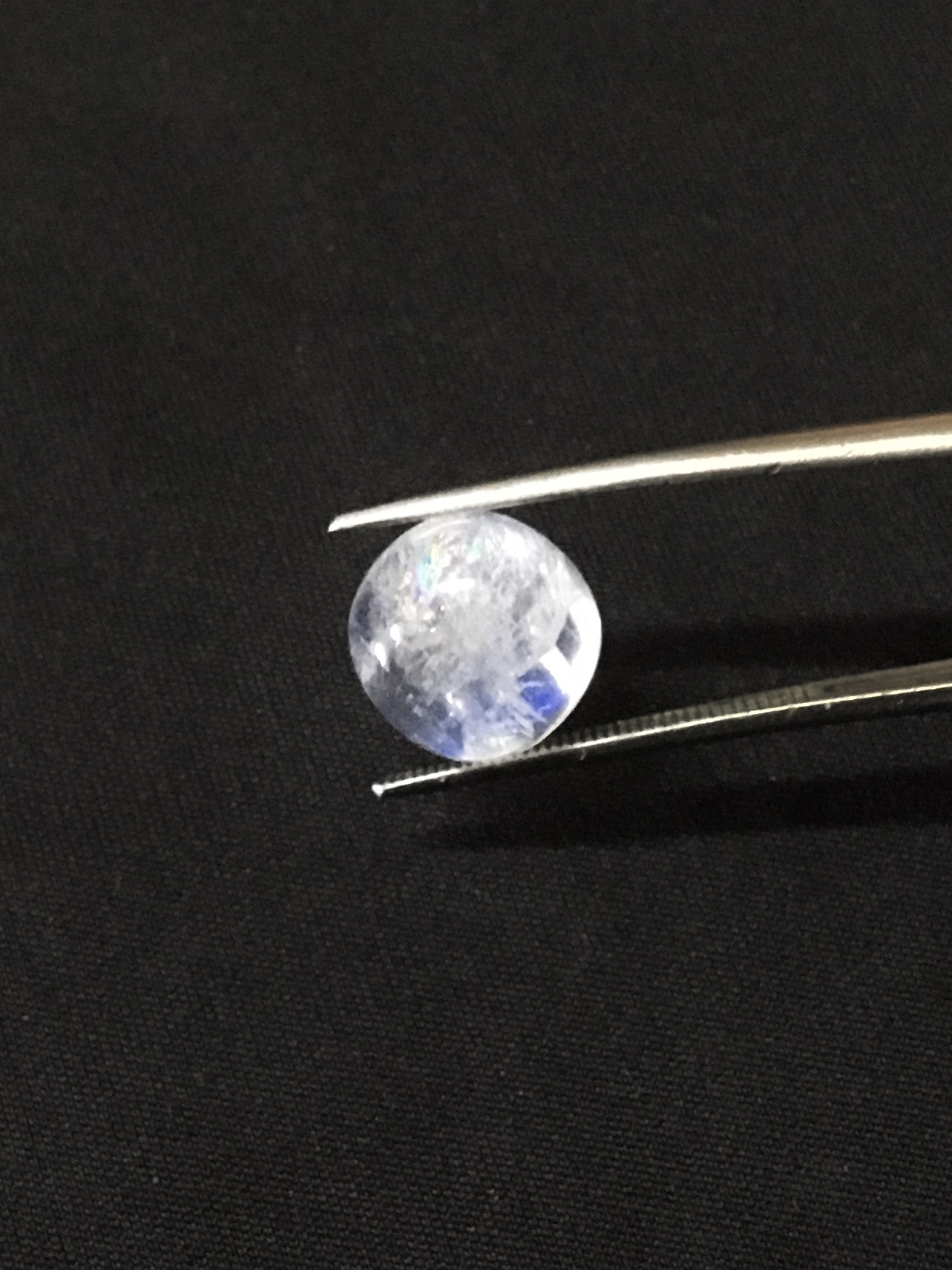 (ลดพิเศษทุกเทศกาล)เรนโบว์ มูนสโตน แท้ 4.5 กะรัต พลอยสวยแปลก มีความพิเศษเฉพาะตัว ไม่พอใจยินดีคืนเงิน