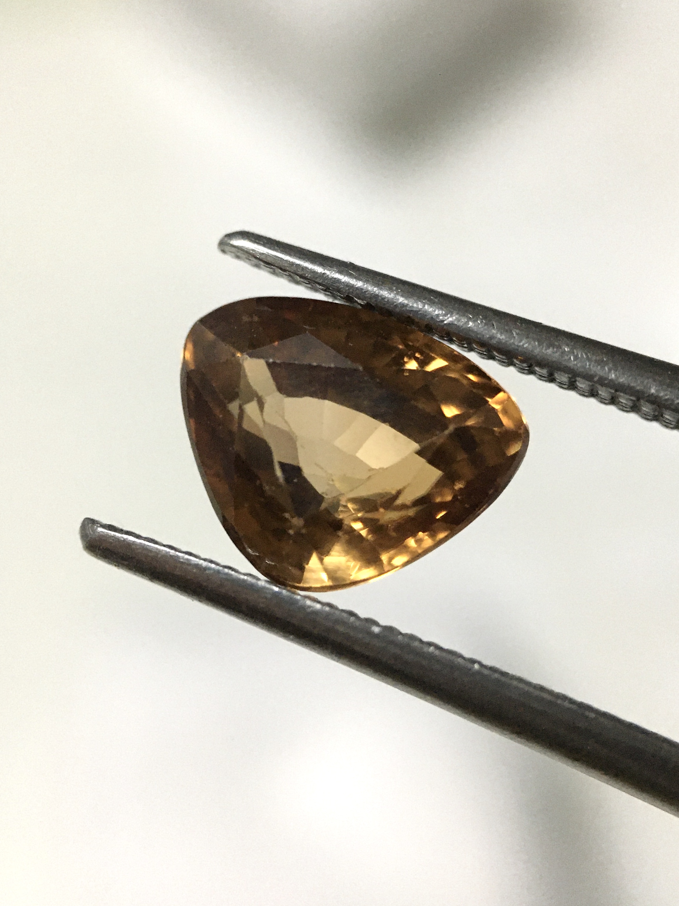 ZIRCON เพทาย แท้ 2.58 กะรัต พลอยแท้ ประกายเพชร เนื้อใส ไฟดี สวย น่าสะสม