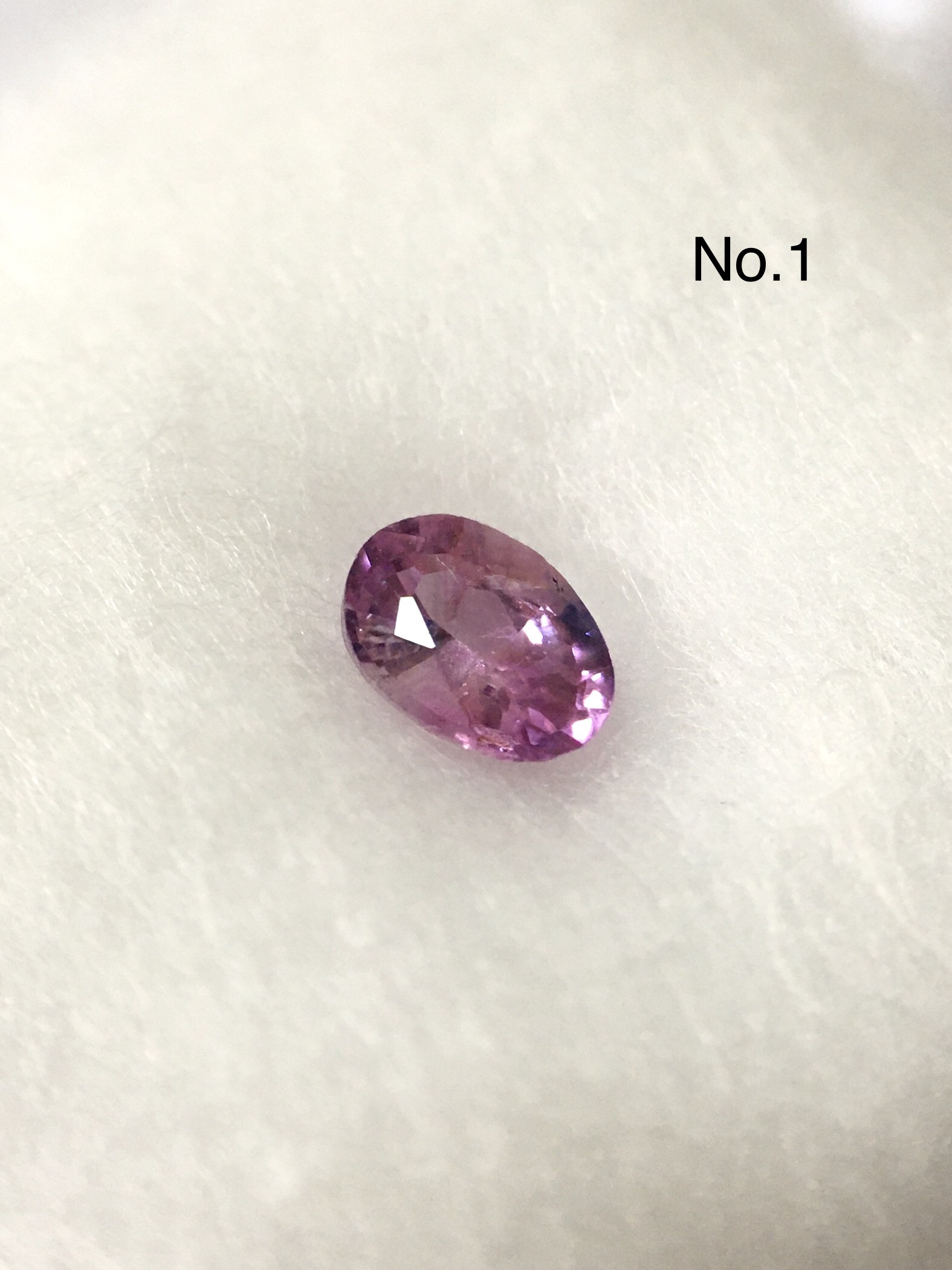 (เม็ดละ 259) PINK SAPPHIRE พิ๊งค์แซฟไฟร์แท้ 0.33 กะรัต , 0.20 กะรัต พลอยเนื้อใส สีสวย มีตำหนิเฉพาะตัว สำหรับสายสะสมของสวยแปลกค่ะ