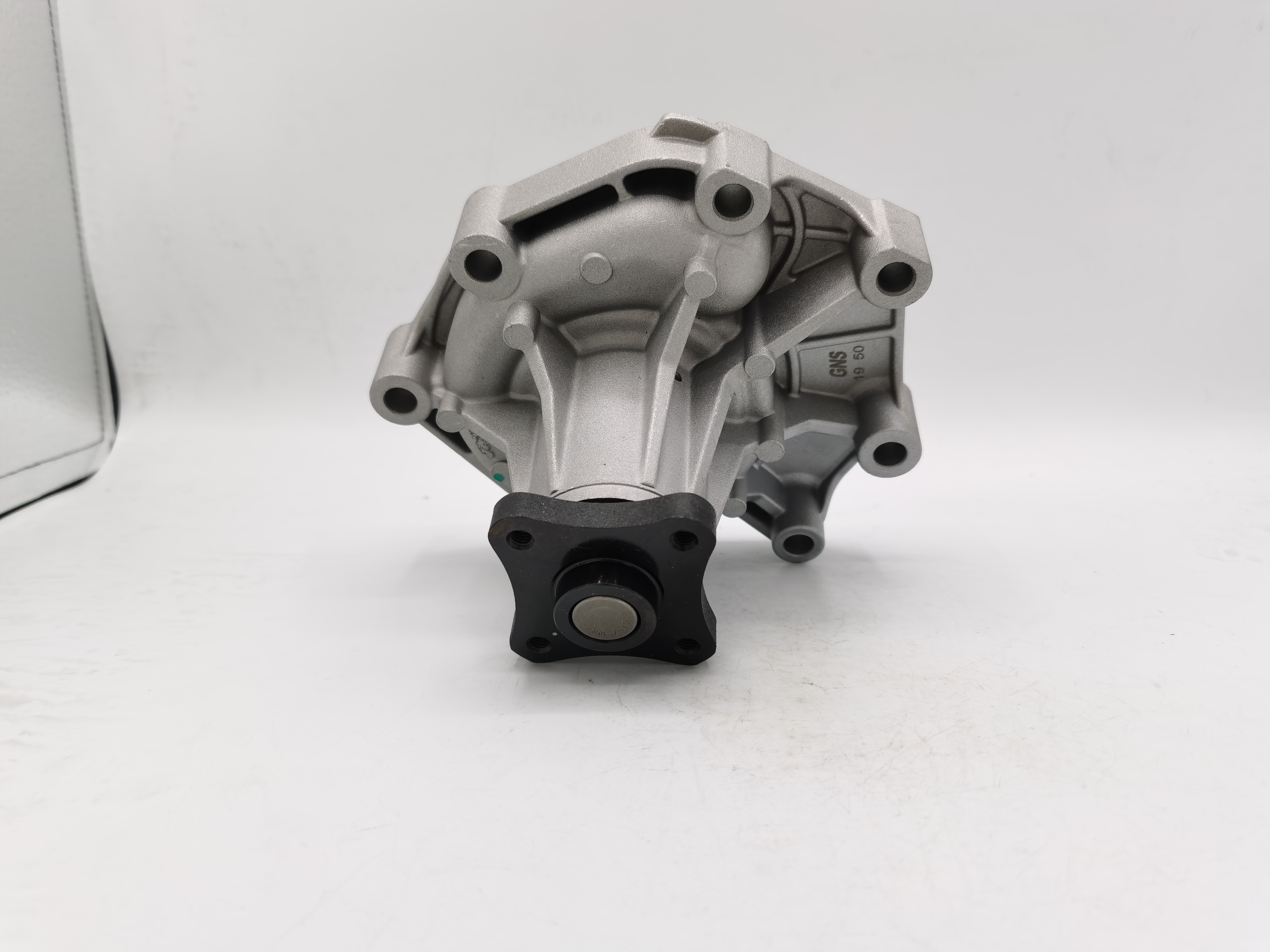 ปั๊มน้ำ HYUNDAI H1 ปี 2012 2.5L D4CB A2 (1 ชิ้น) / รูปจริง