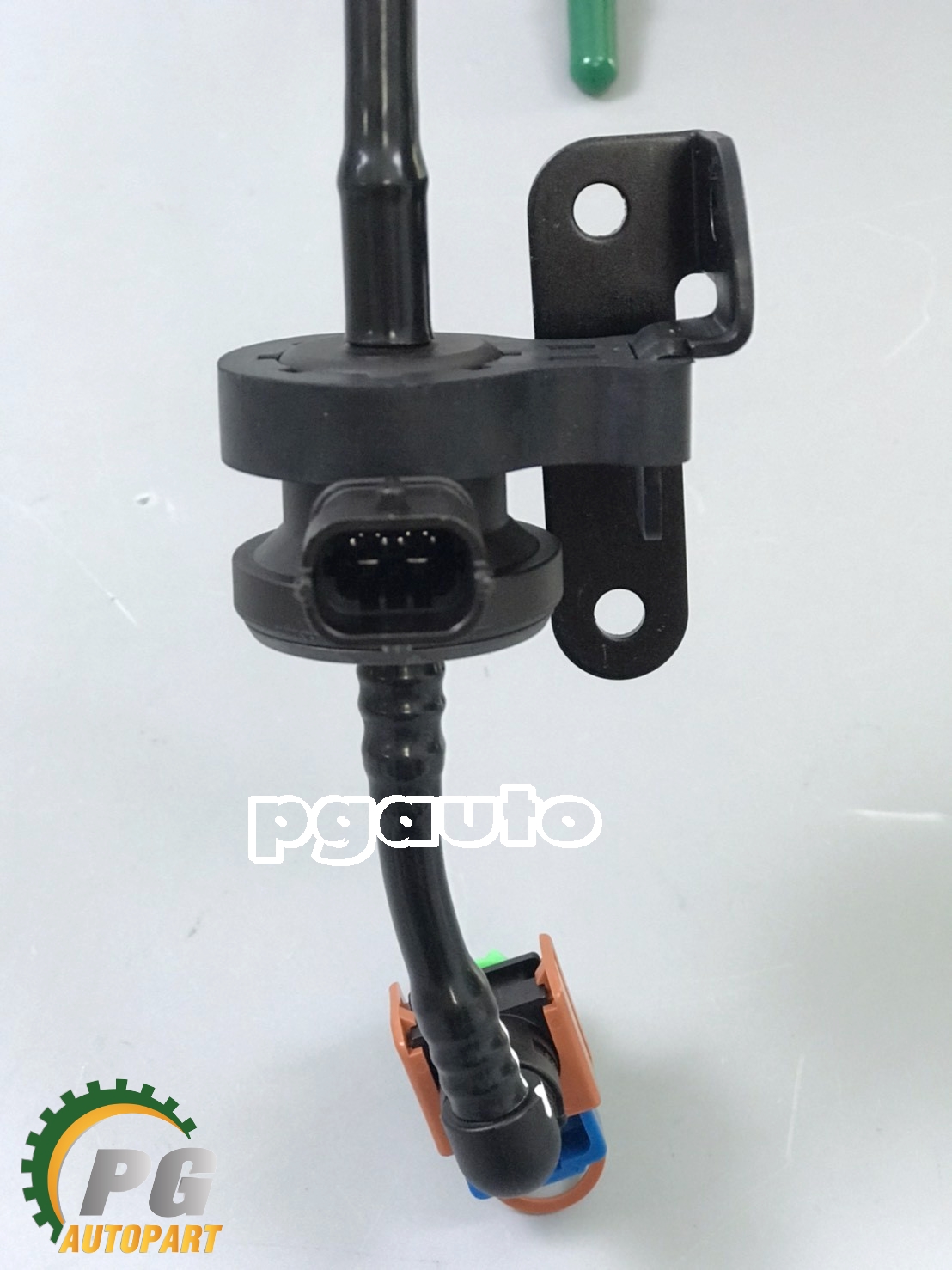 ท่อแวคคั่ม FORD RANGER ปี 2011-2014 T6 2.5 เบนซิน / แท้ (1เส้น)