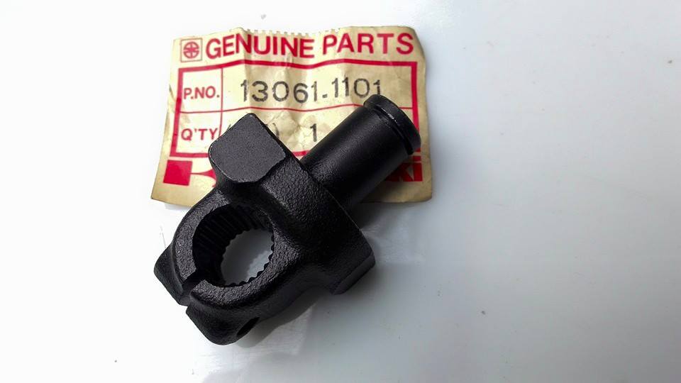 ข้อต่อคันสตาร์ทแท้ คาวาซากิ AR125E