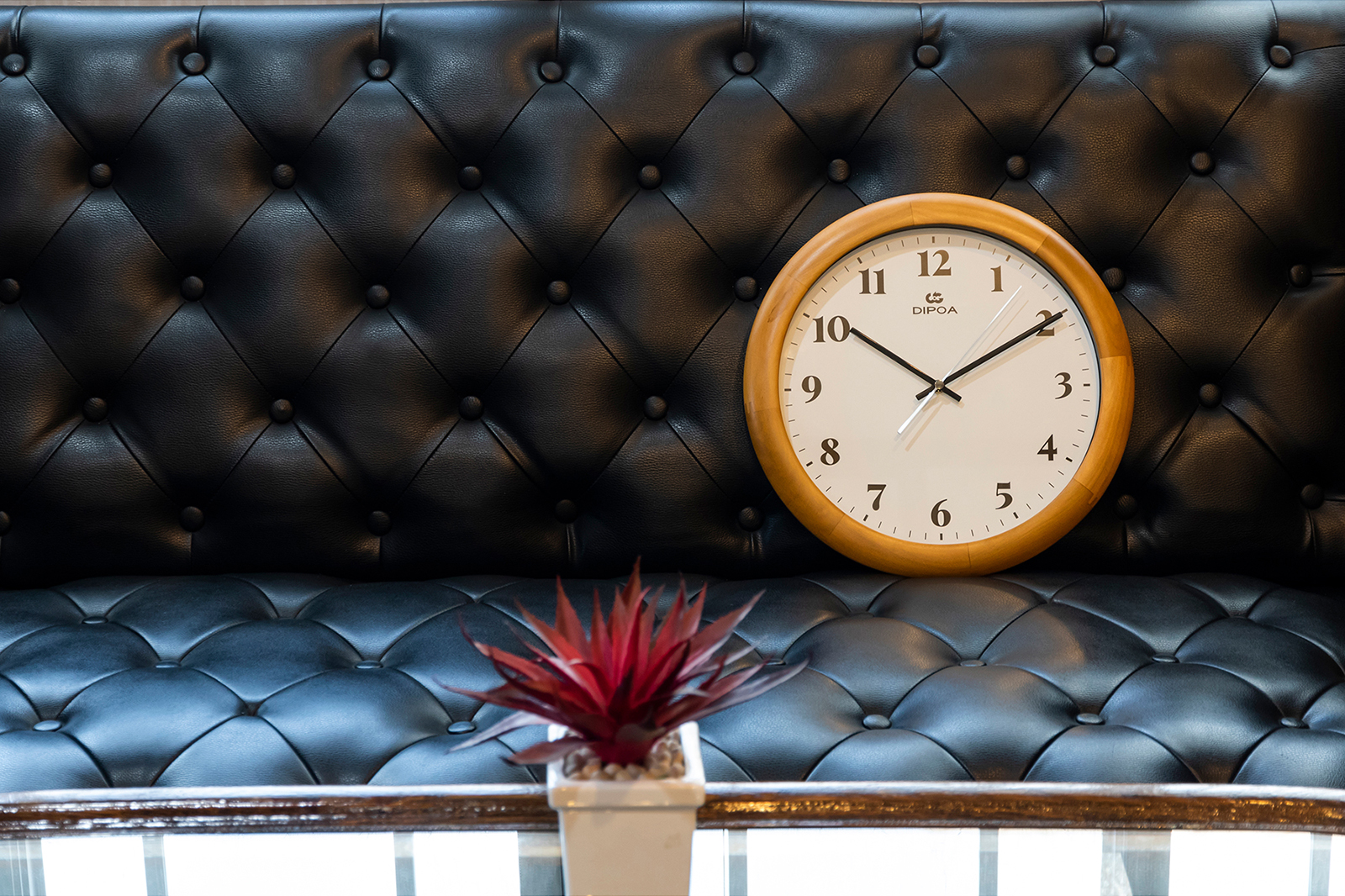 นาฬิกาแขวนผนัง นาฬิกาติดผนัง DIPOA รุ่น WN120LB