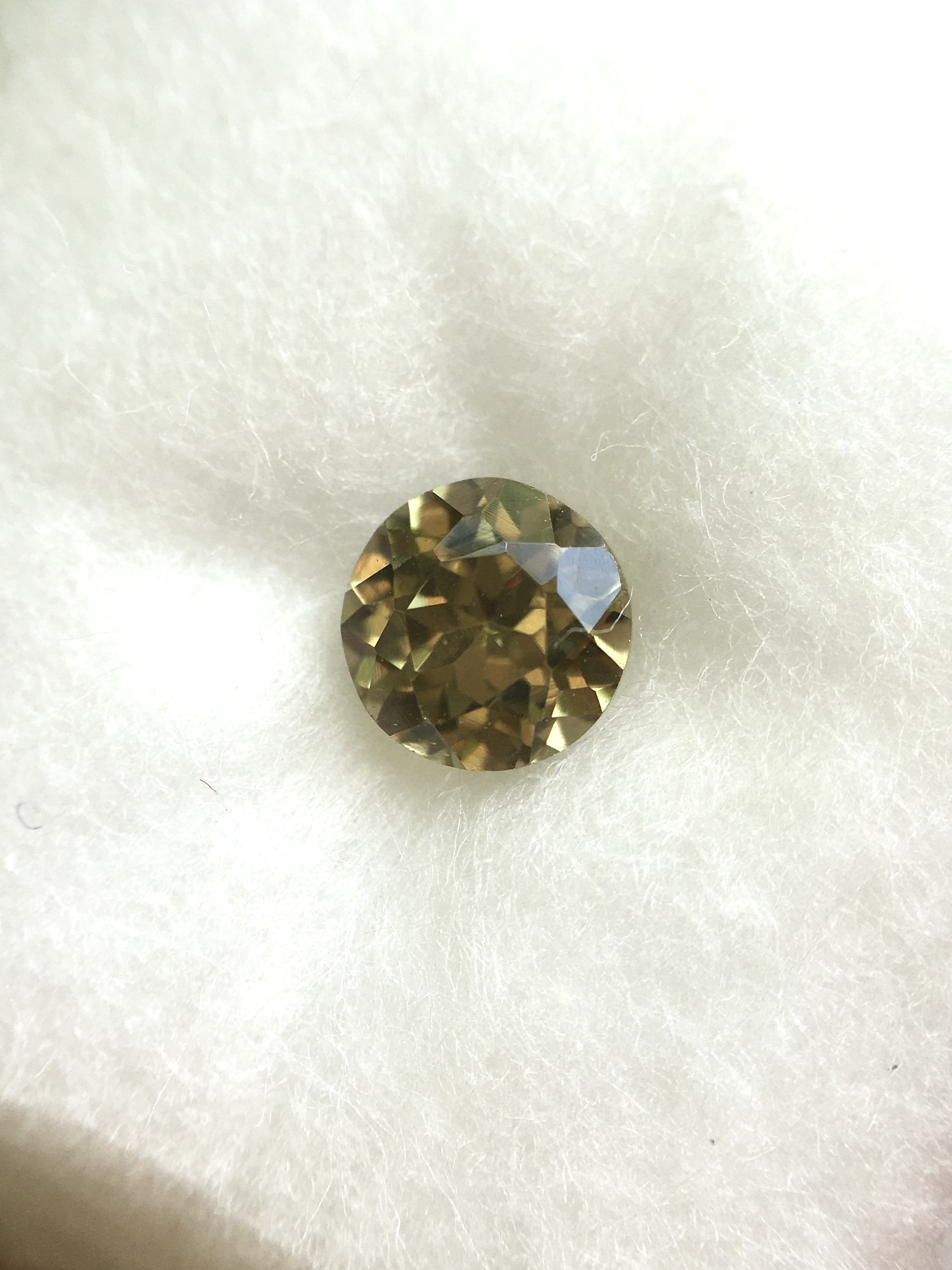 MALI GARNET มาลี การ์เนตแท้ 0.78 กะรัต พลอยดิบ เนื้อสะอาด ไฟดี สีสวยมีเสน่ห์