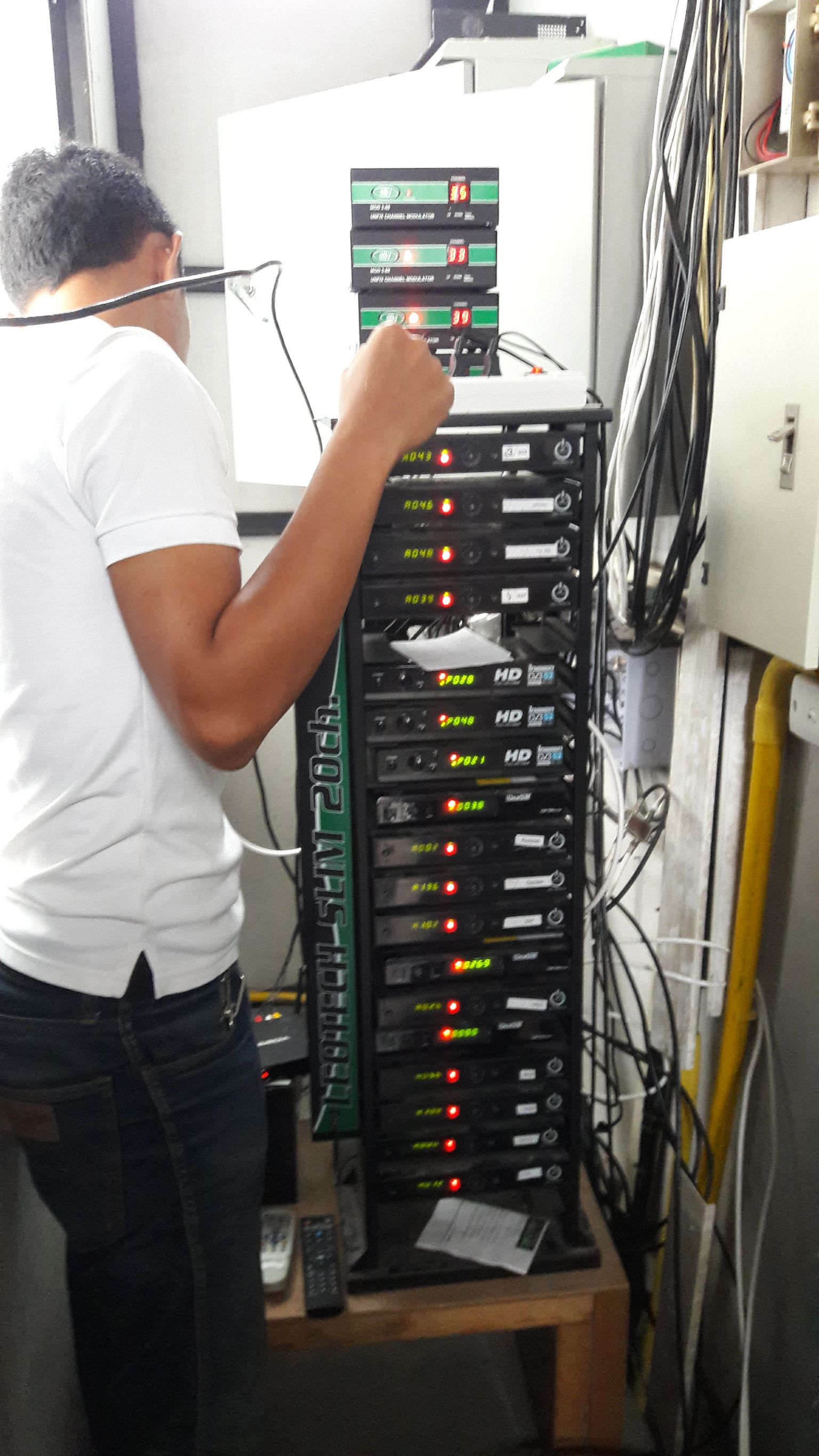 แก้ไขระบบ MATV Mbox leotech SMATV