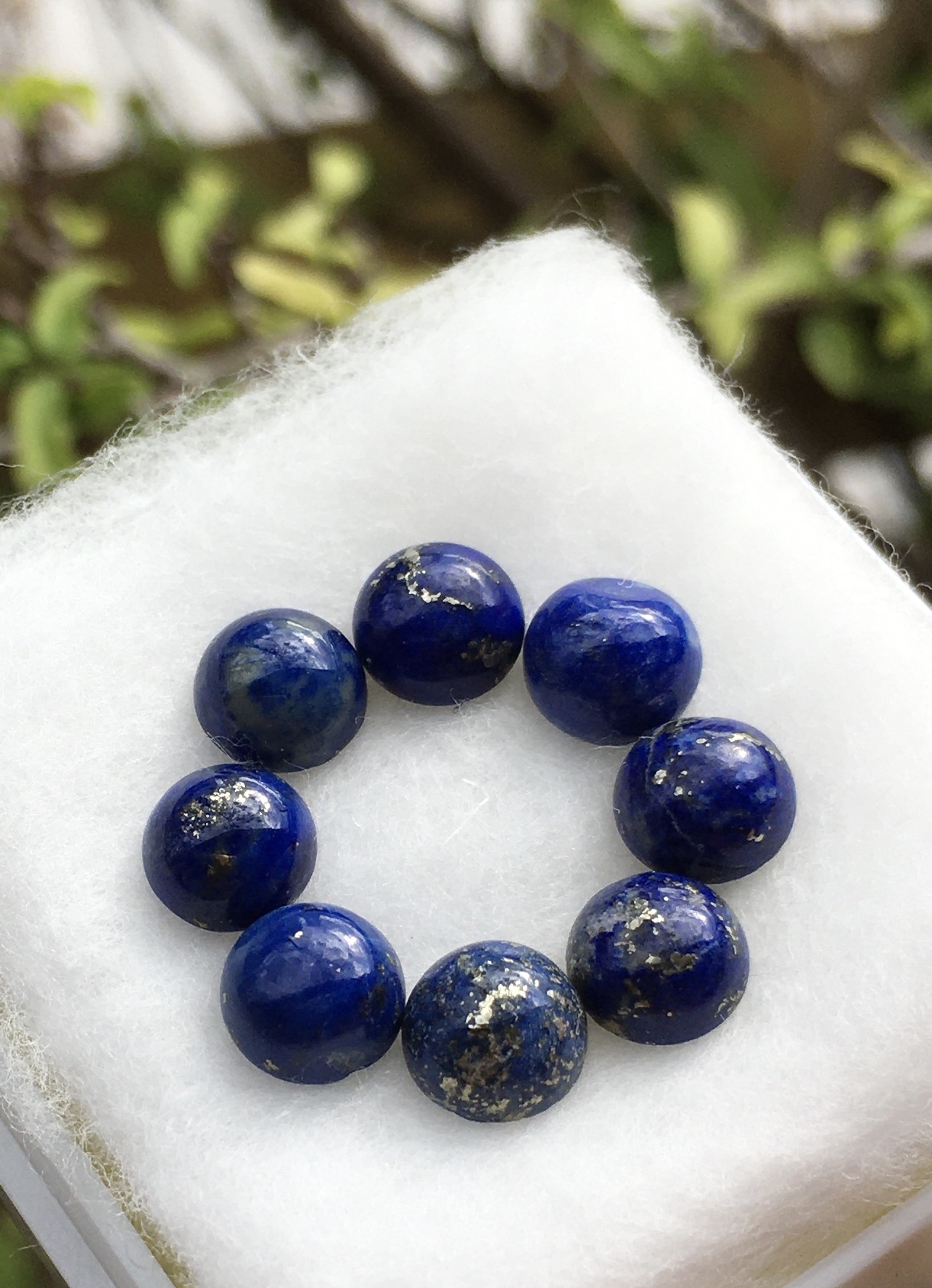 (590 ทุกกล่อง) LAPIS LAZULI ลาพิส ลาซูลี 6 ,7 มม.หินแท้ ลายสวยเฉพาะตัว ติดแร่ไพไรต์จุกๆ สีน้ำเงินจัด ปัดเงาสวยๆเลยจ้า