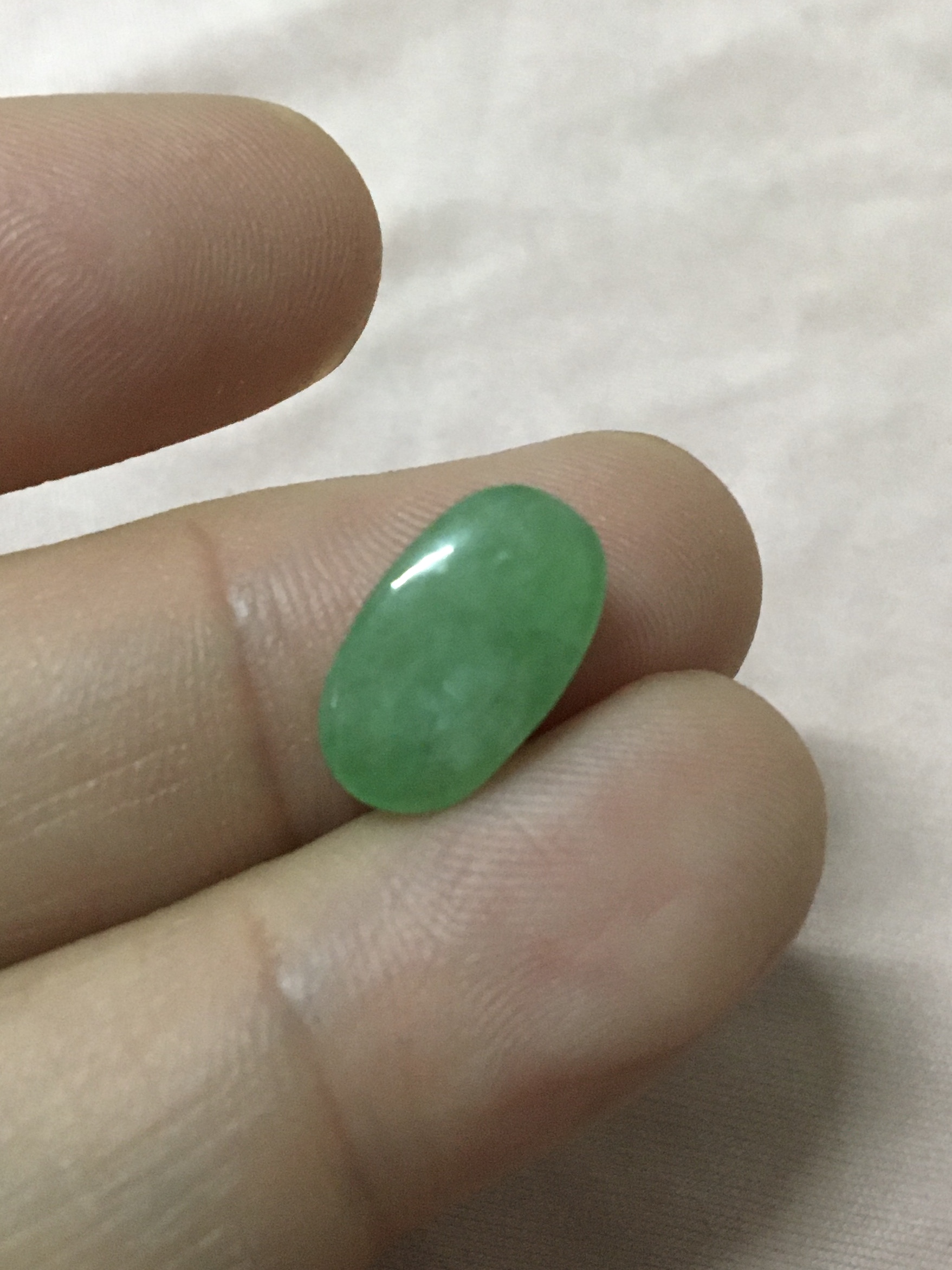 (มาใหม่จ้า)หยกแท้ 3.9 กะรัต สีหวาน ทรงกำลังสวย ราคาเบาๆ ไม่พอใจยินดีคืนเงิน