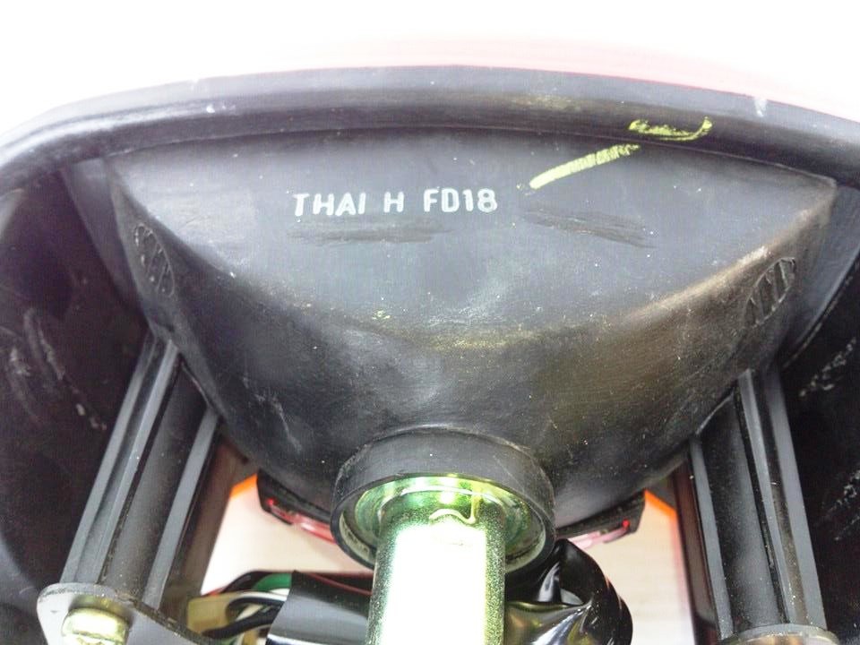 ไฟท้ายชุดแท้ซูซูกิ รอยัล วีว่า Royal Viva