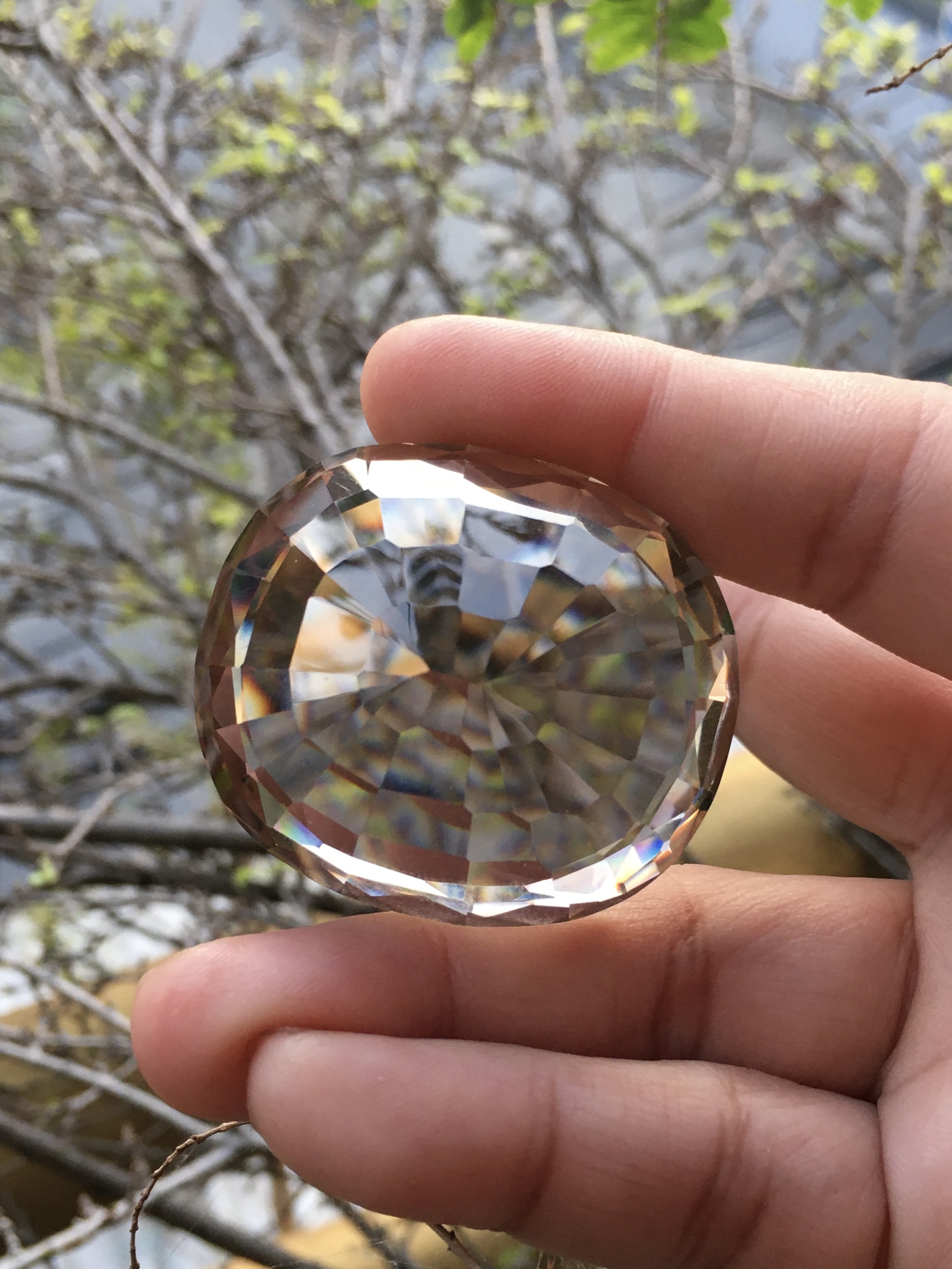 (ไซส์ยักษ์ สวยจัด ) สโมคกี้ควอทซ์ โคลนนิ่ง 208.75 กะรัต พลอยเนื้อควอทซ์สังเคราะห์ สวยเหมือนไร้ที่ติ ไฟดีม๊าก