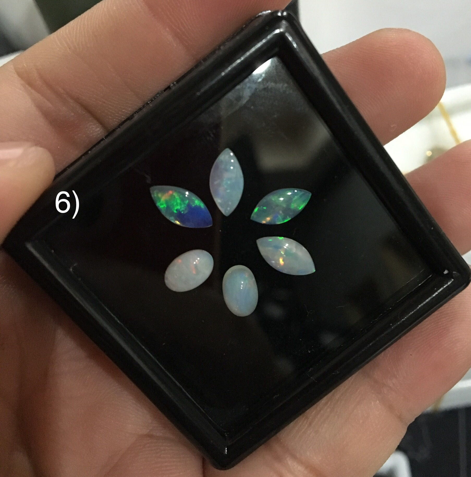 (เริ่มต้น 590 บาท)โอปอลแท้คละสี คละไซส์ ไฟสวย มีเสน่ห์ ทุกเม็ด ไม่พอใจยินดีคืนเงินจ้า