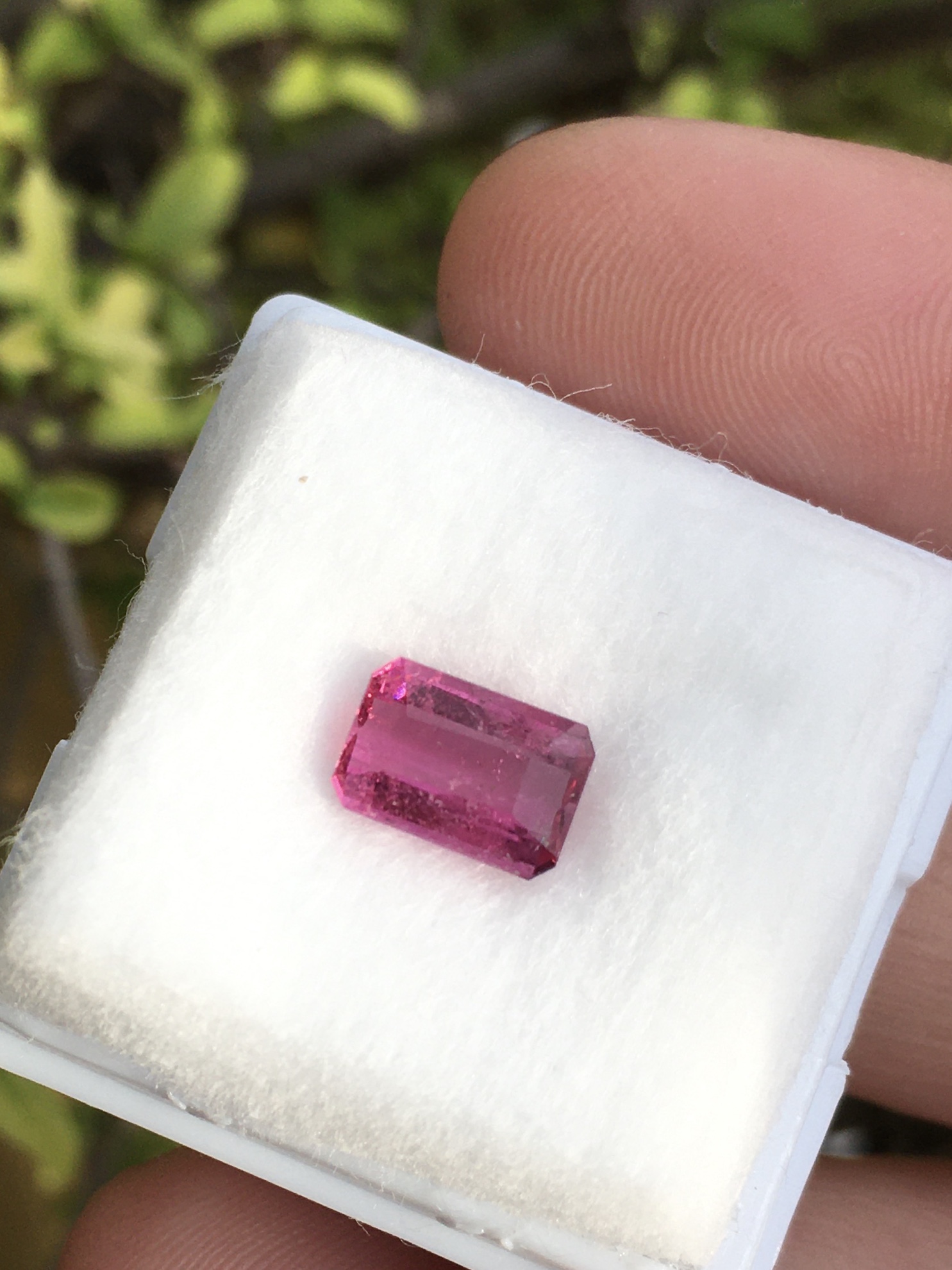 PINK TOURMALINE ทัวร์มาลีนแท้ 1.02 กะรัต พลอยดิบ เชฟสวย ไฟดี สีหวานน่ารักม๊าก
