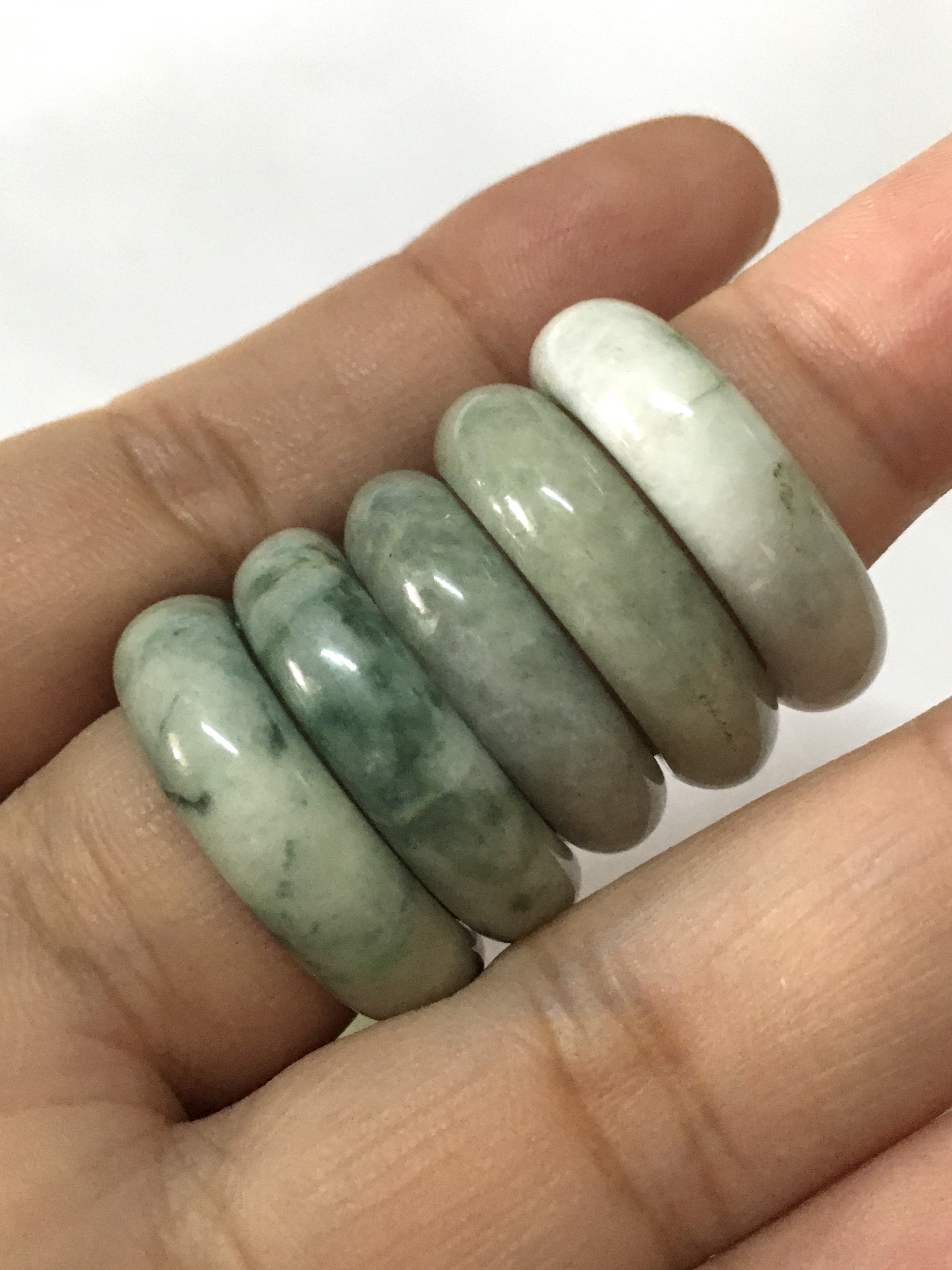 (ราคาเทๆ 129 ทุกวง) แหวนหยกแท้ ลวดลายธรรมชาติ ใส่สวย เสริมสุขภาพ