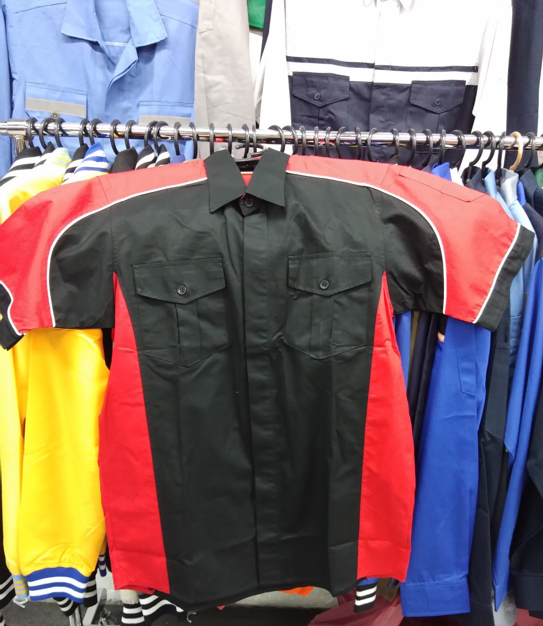 เสื้อช็อปเเขนสั้นตัดต่อ